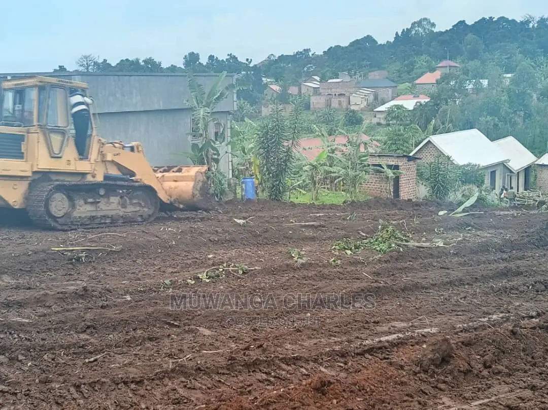 Plot's in Gayaza Busika on Quick Sale in Central Division