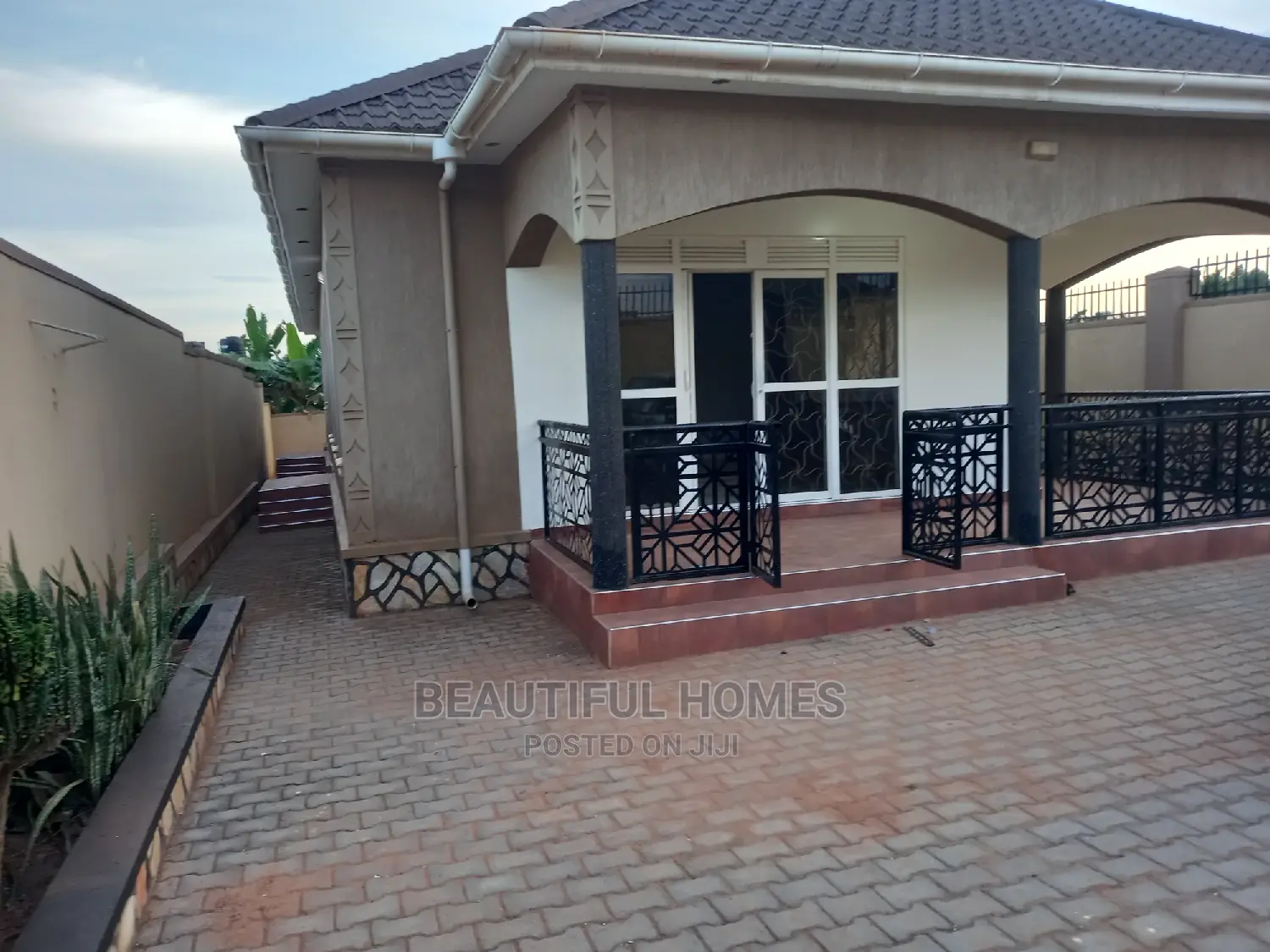 Furnished 4bdrm Bungalow in Kira for sale in Kira