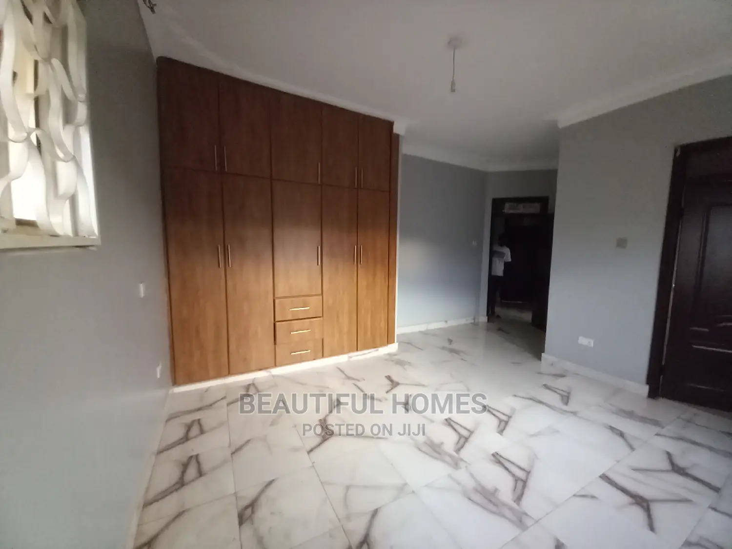 Furnished 4bdrm House in Kira for sale in Kira