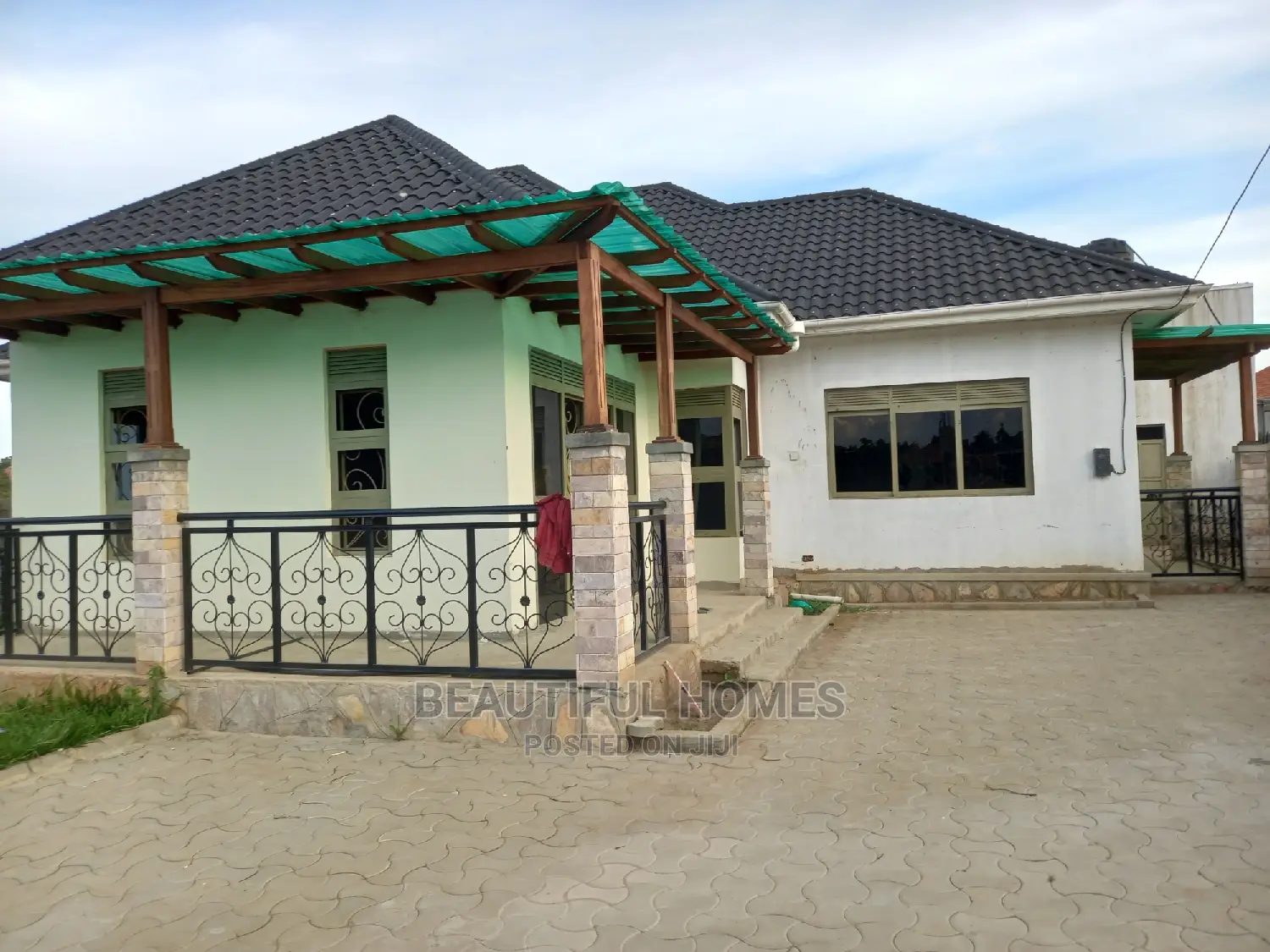 Furnished 4bdrm Bungalow in Kyaliwajjara, Central Division for sale in Central Division