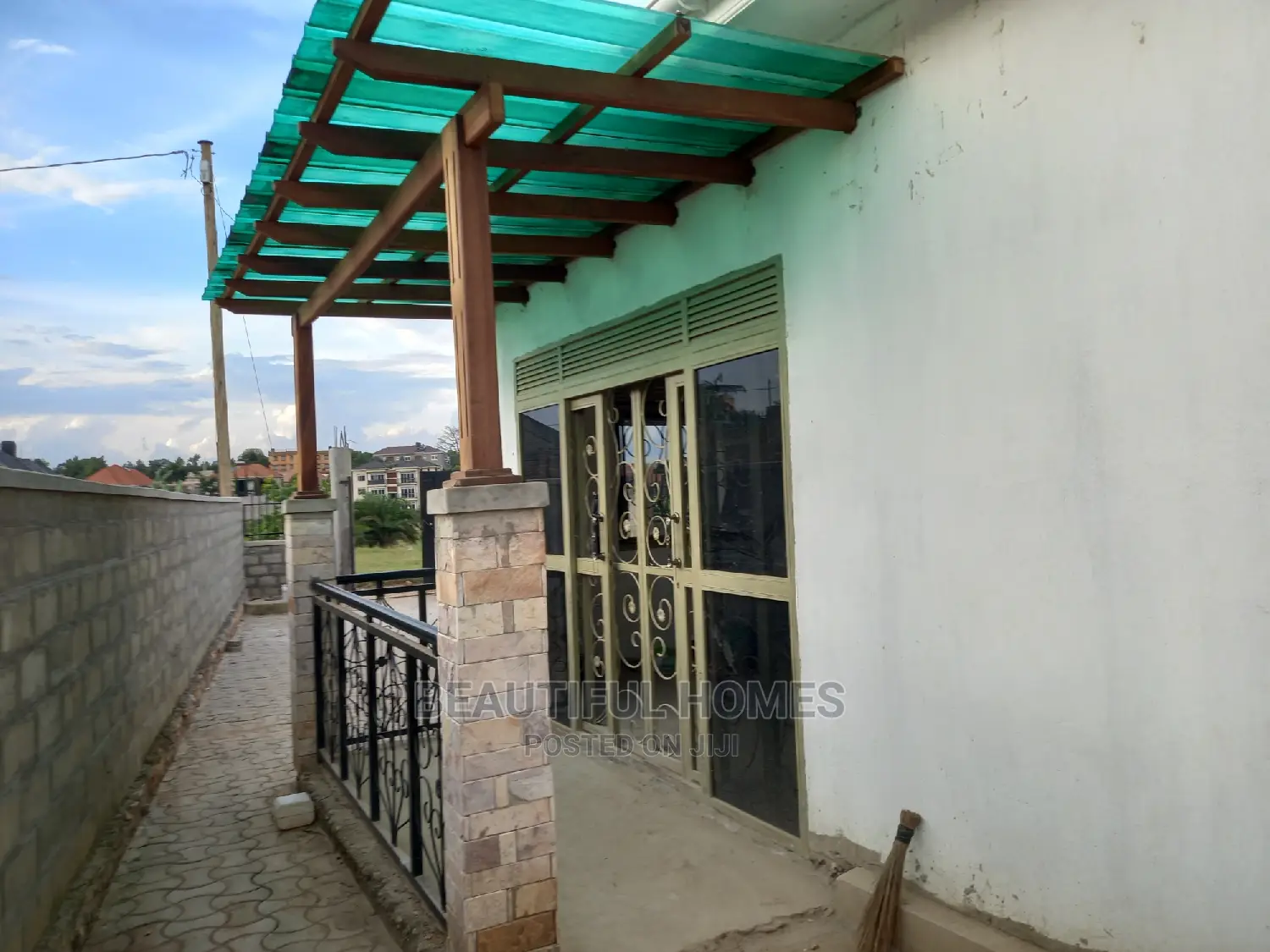Furnished 4bdrm Bungalow in Kira for sale in Kira