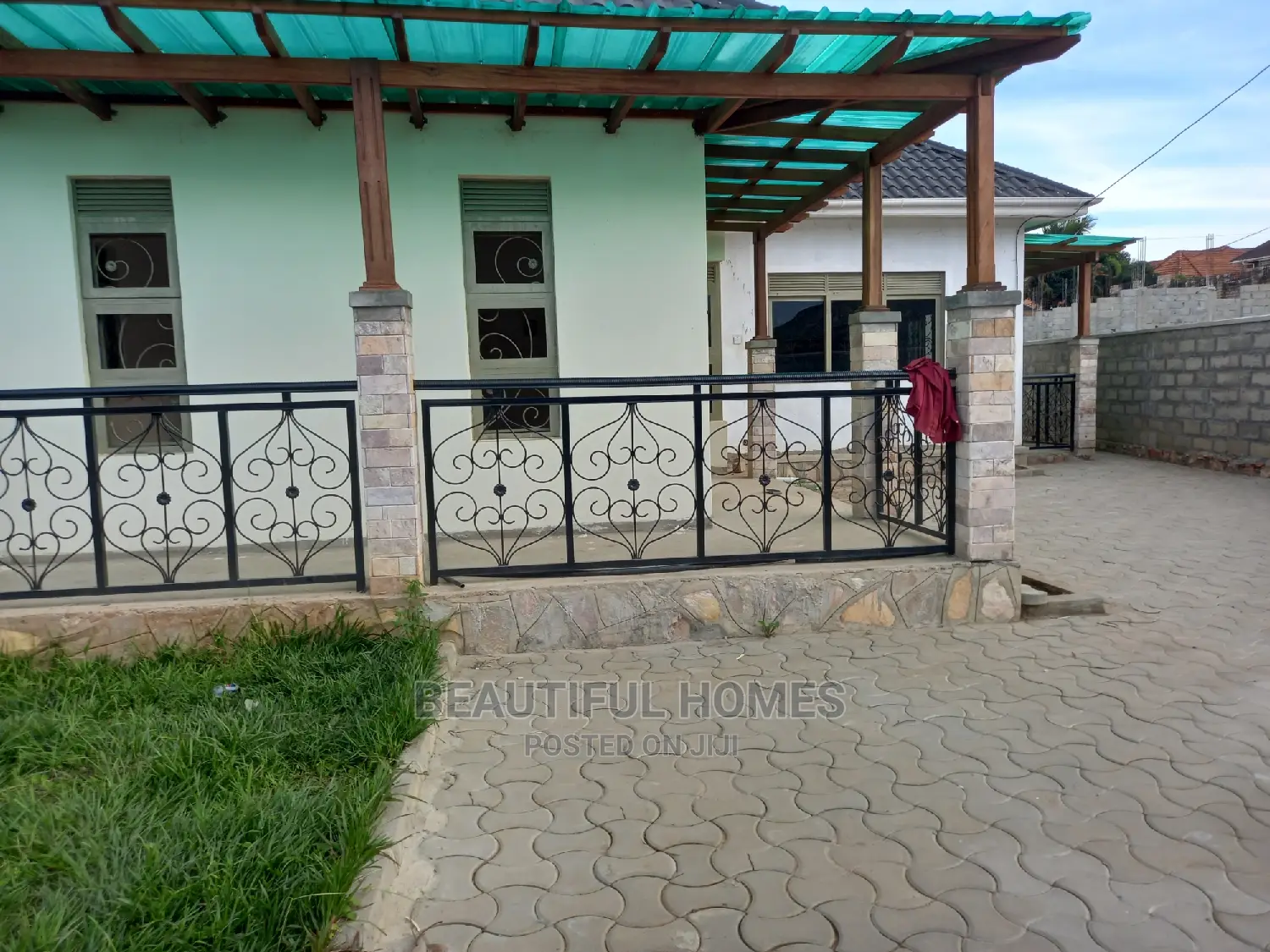 Furnished 4bdrm Bungalow in Kira for sale in Kira