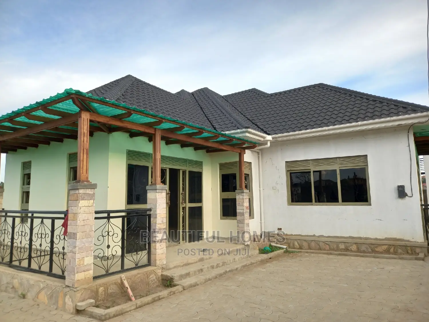 Furnished 4bdrm Bungalow in Kira for sale in Kira