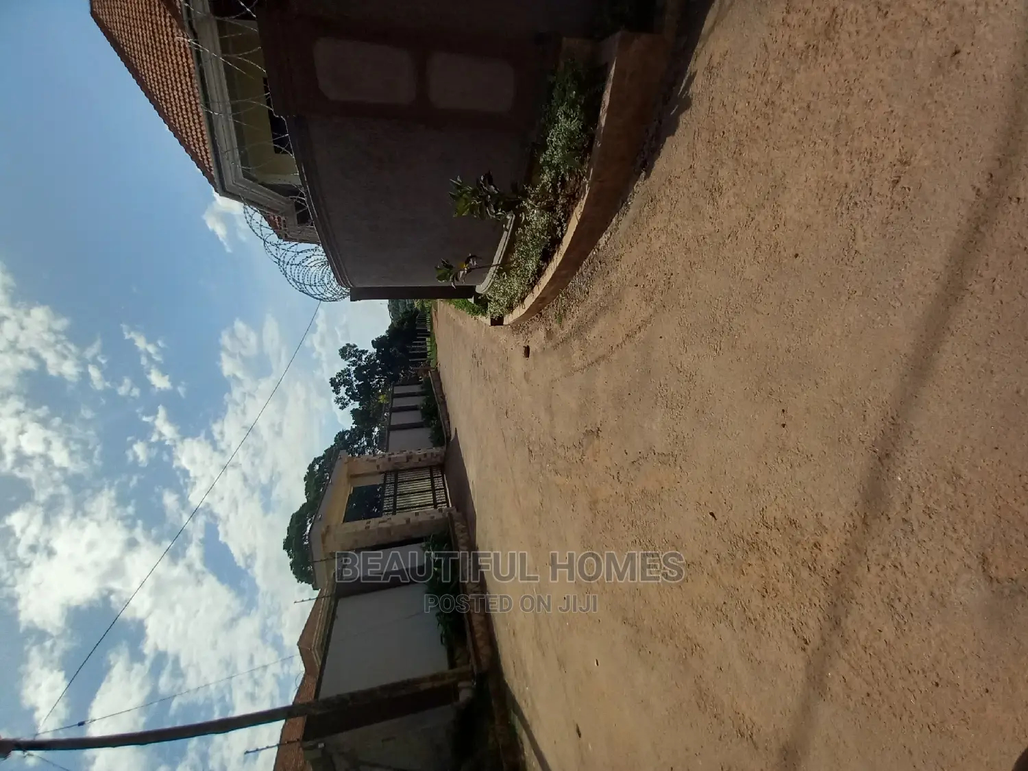 Furnished 5bdrm Duplex in Kisaasi, Central Division for sale in Central Division