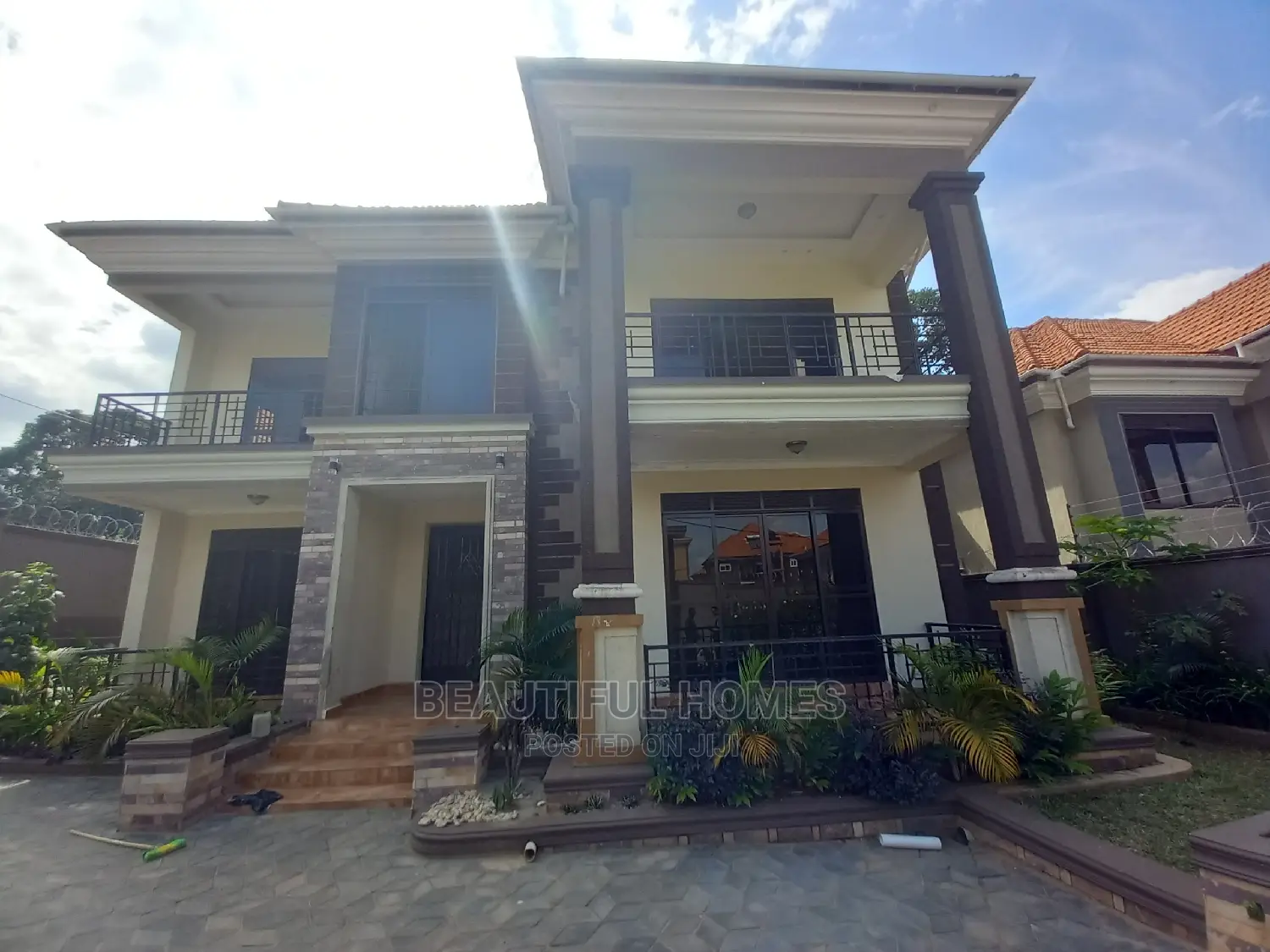 Furnished 5bdrm Mansion in Kisaasi, Nakawa for sale in Nakawa