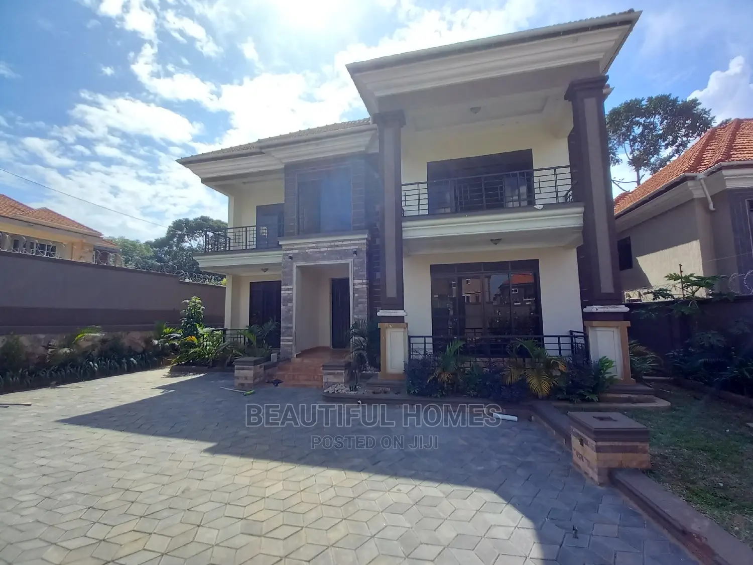 Furnished 5bdrm Mansion in Kisaasi, Nakawa for sale in Nakawa
