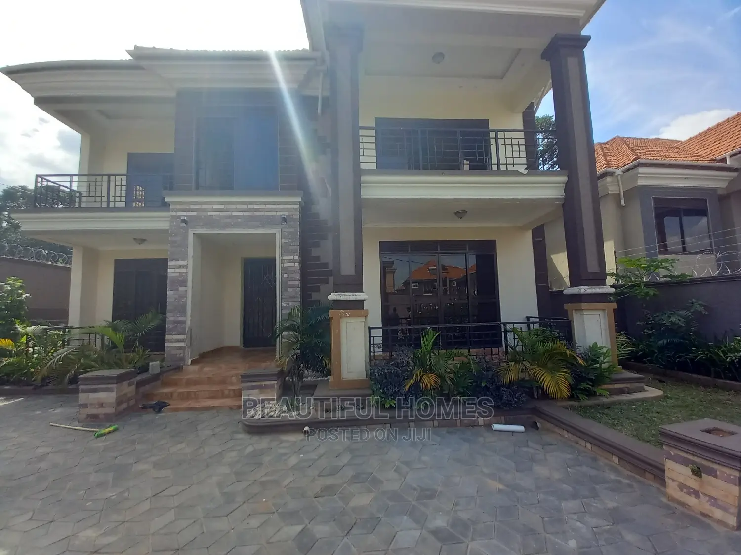 Furnished 5bdrm Mansion in Kisaasi, Nakawa for sale in Nakawa
