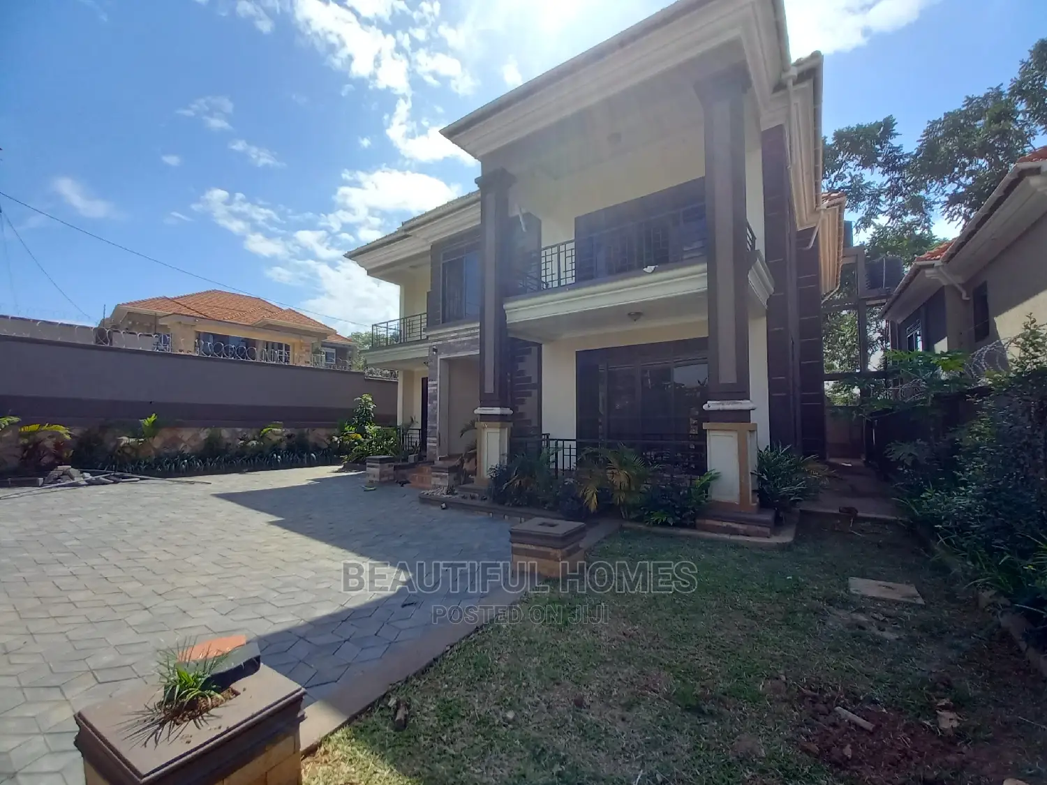 Furnished 5bdrm Mansion in Kisaasi, Nakawa for sale in Nakawa