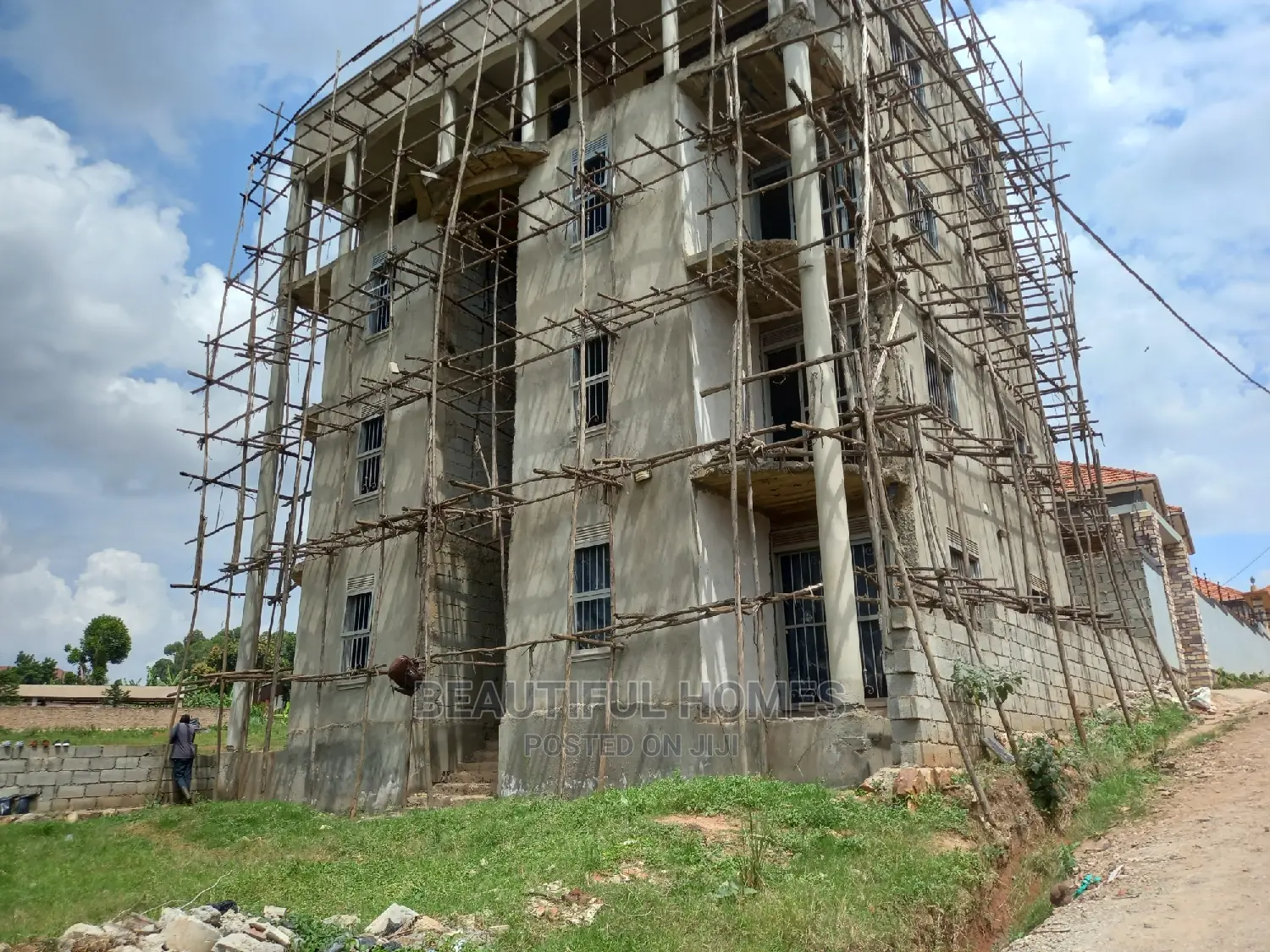 Furnished 1bdrm Block of Flats in Kira Town for sale in Kira