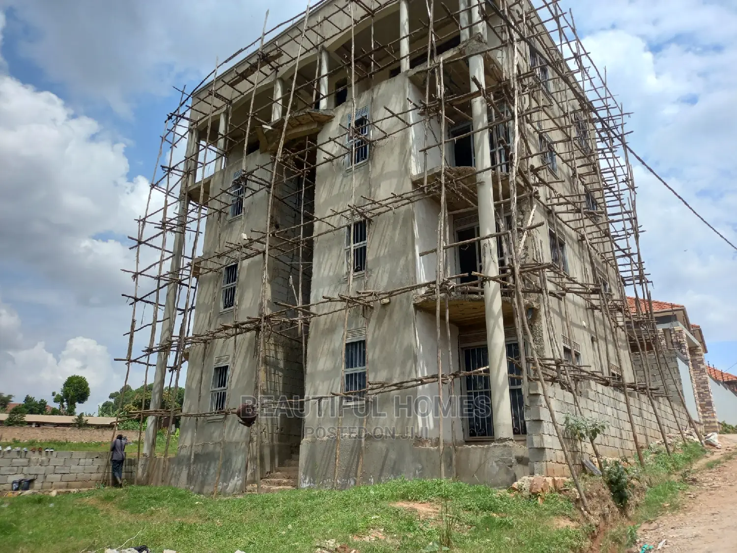 Furnished 1bdrm Block of Flats in Kira Town for sale in Kira