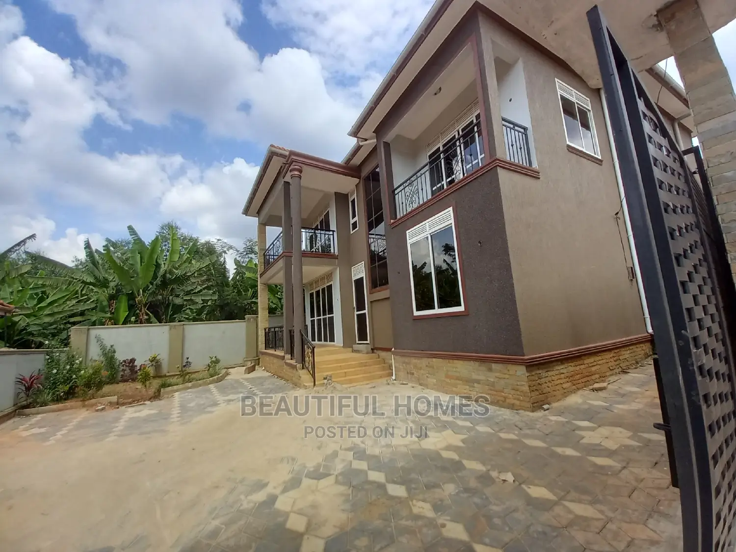 Furnished 5bdrm Mansion in Kira for sale in Kira
