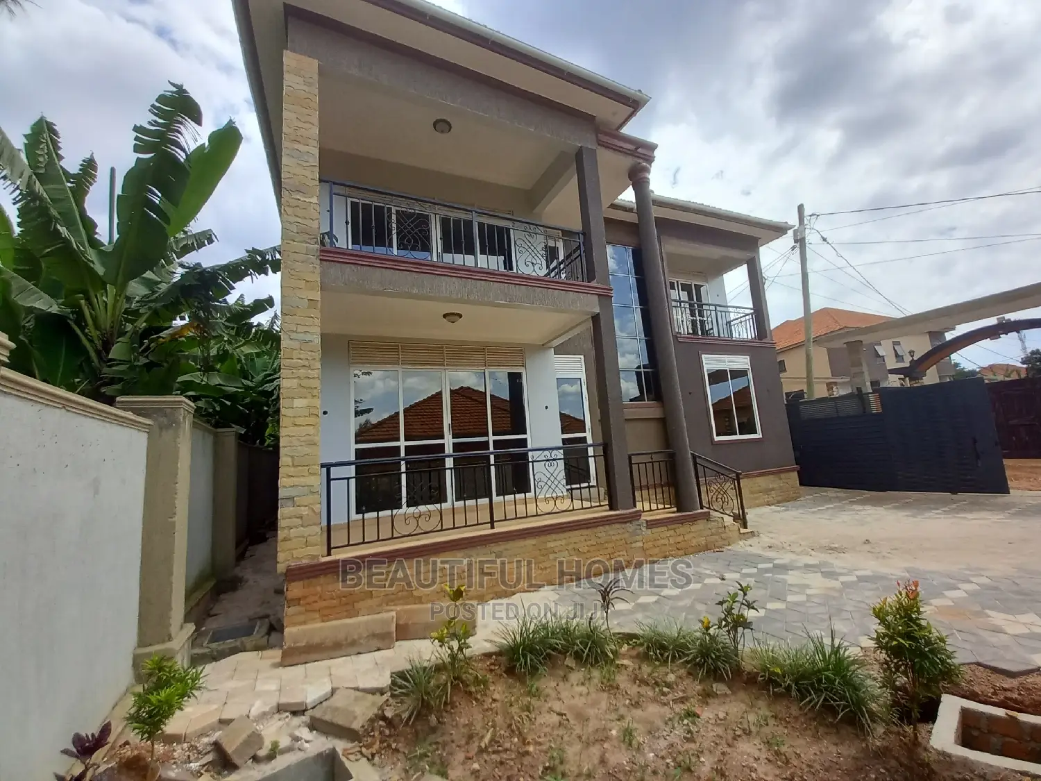 Furnished 5bdrm House in Kira for sale in Kira