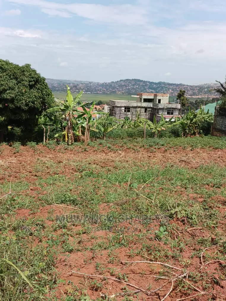 Plots in Entebbe Road on Quick Sale in Central Division