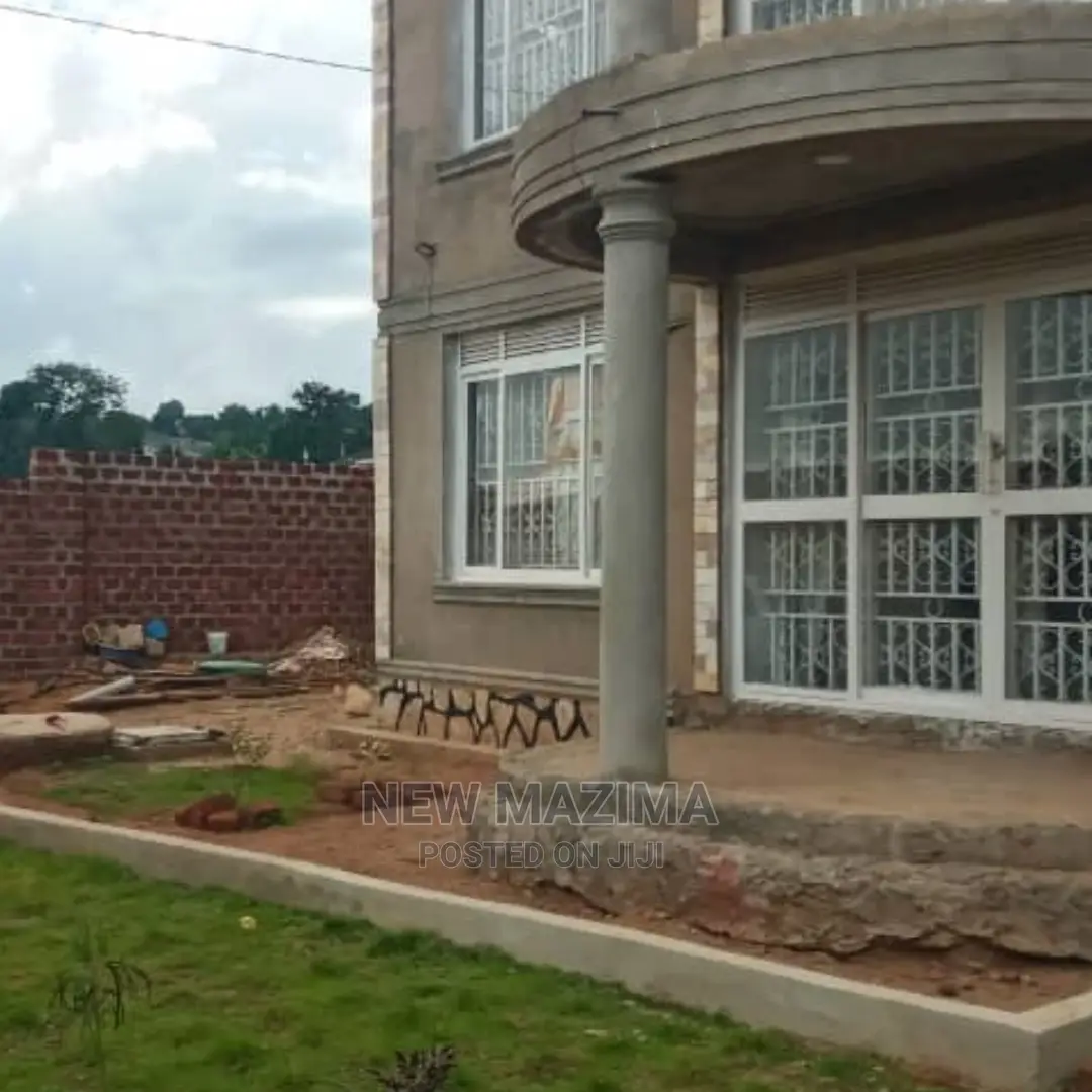 Mini Flat in Kitala Ntebe Rd, Central Division for sale in Central Division