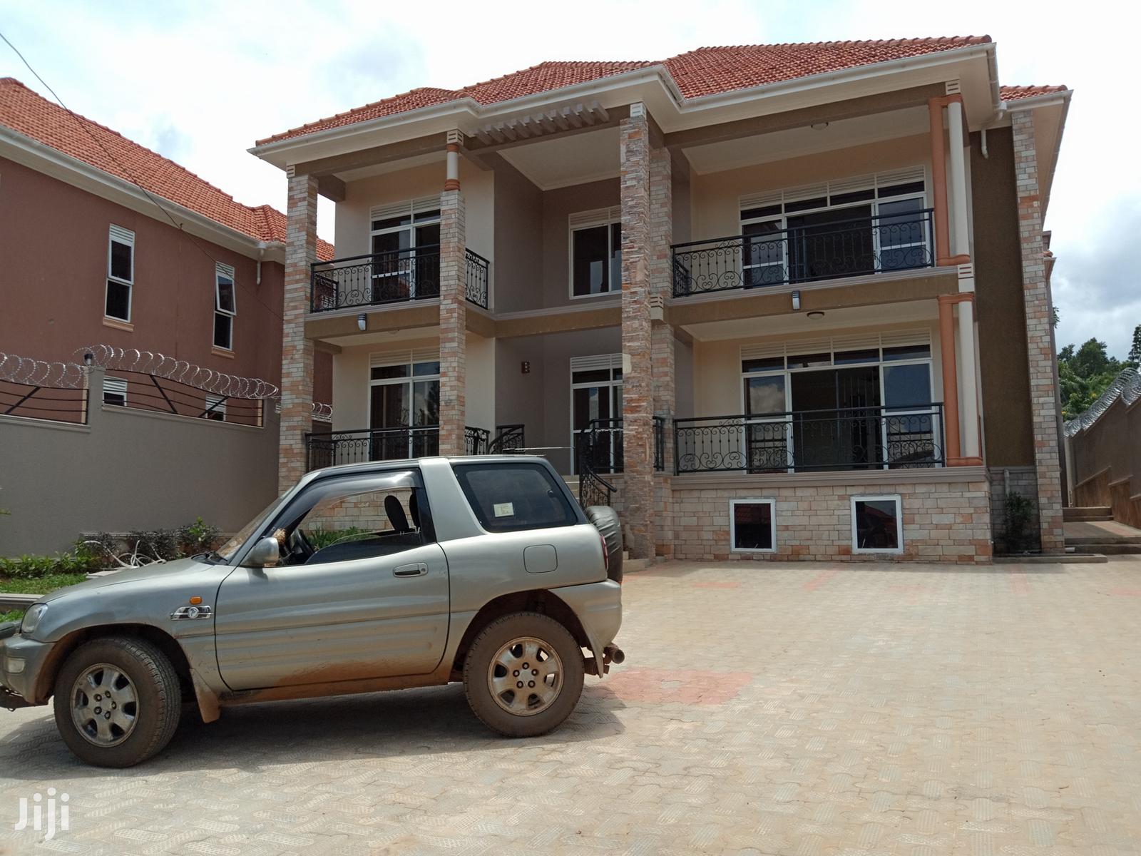 Kira's High Class Neigbourhood House Om Quick Sell in Kampala