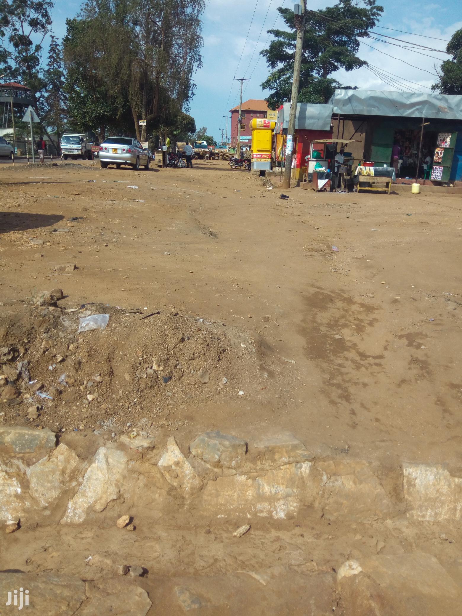 Kyaliwajara Town Commercial Plot on Quick Sell in Kampala