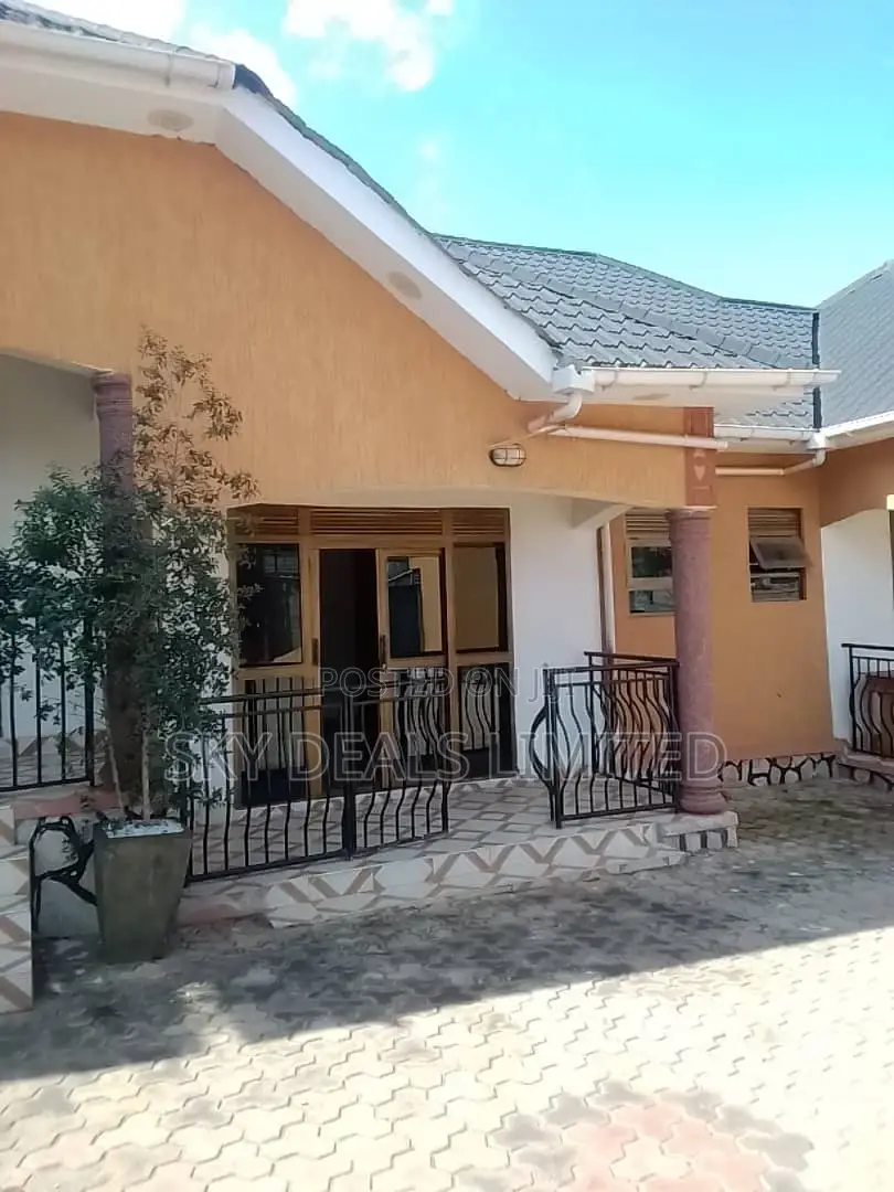 1bdrm Bungalow in Kisaasi, Nakawa for rent in Nakawa