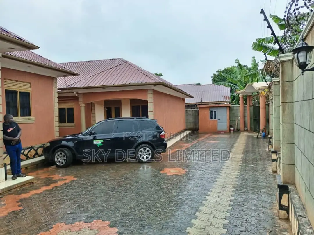 1bdrm Bungalow in Bukooto, Nakawa for rent in Nakawa