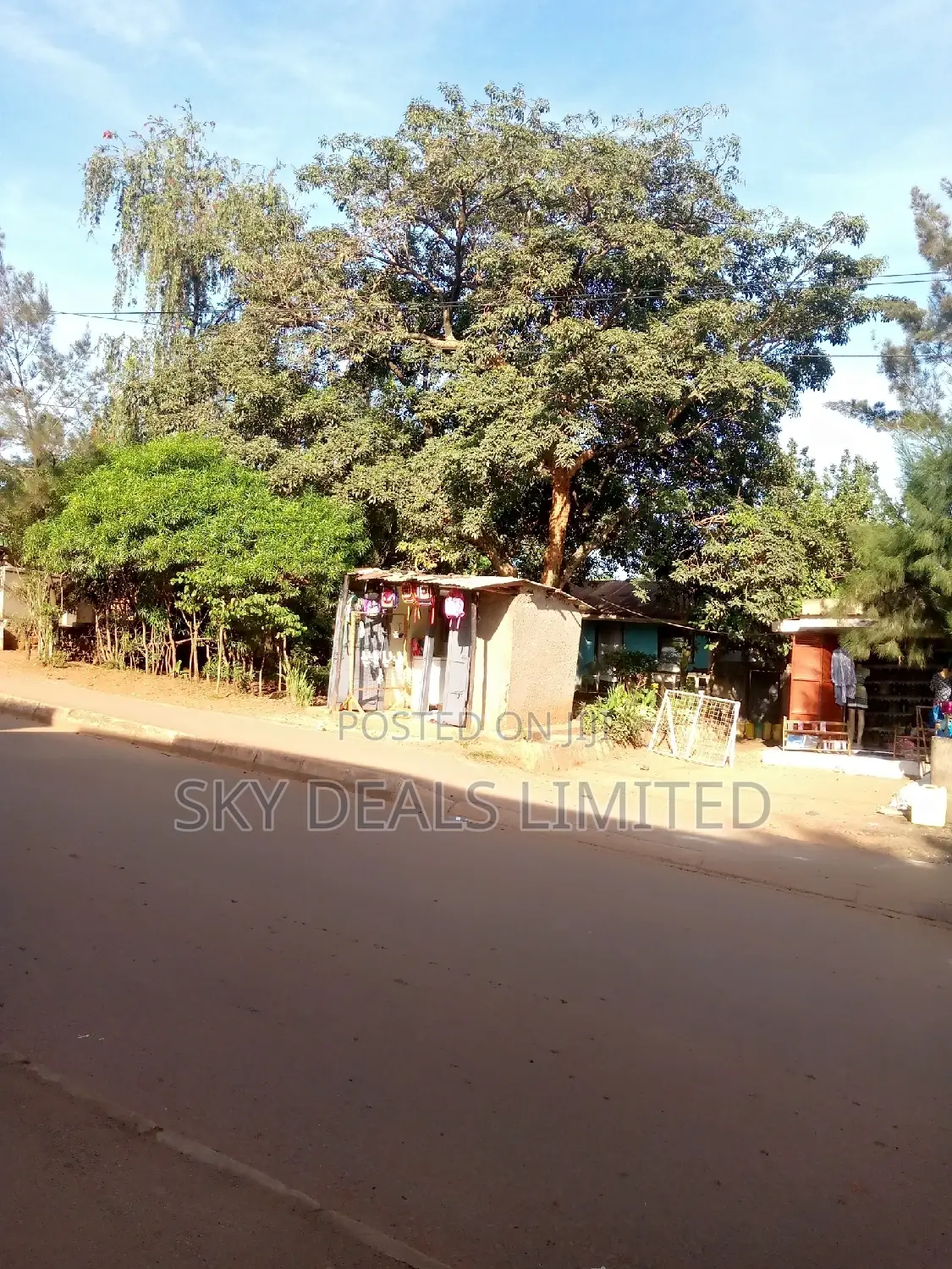 100by50ft Plot on Sale in Nakawa