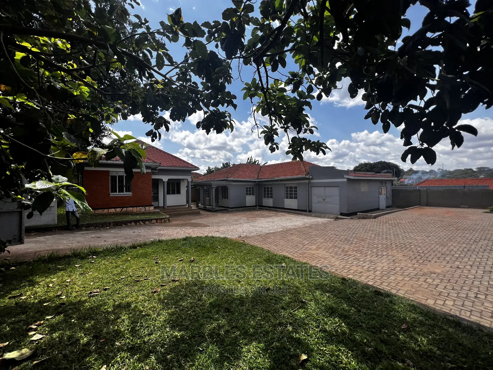 5bdrm Bungalow in Ntinda, Central Division for sale in Central Division