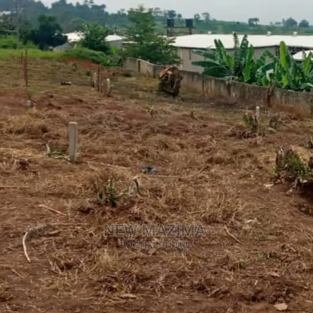 Very Prime Plot on Quicksale in Nsangi Maya Near Tarmac in Central Division