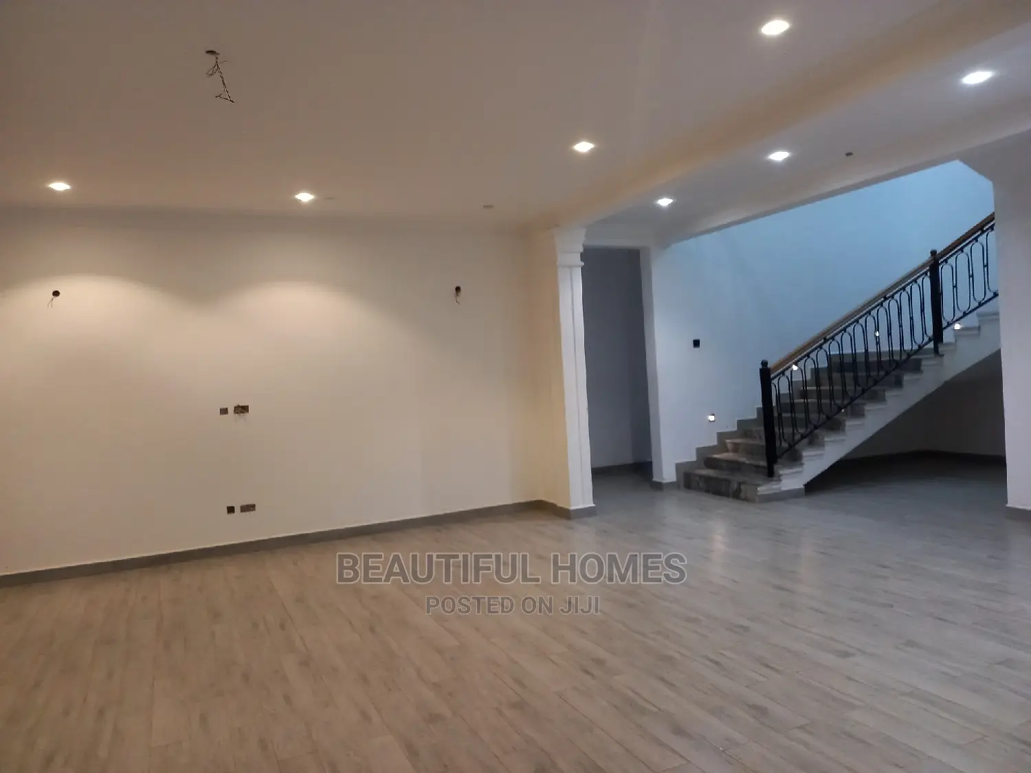 Furnished 6bdrm Mansion in Kira Town, Central Division for sale in Central Division