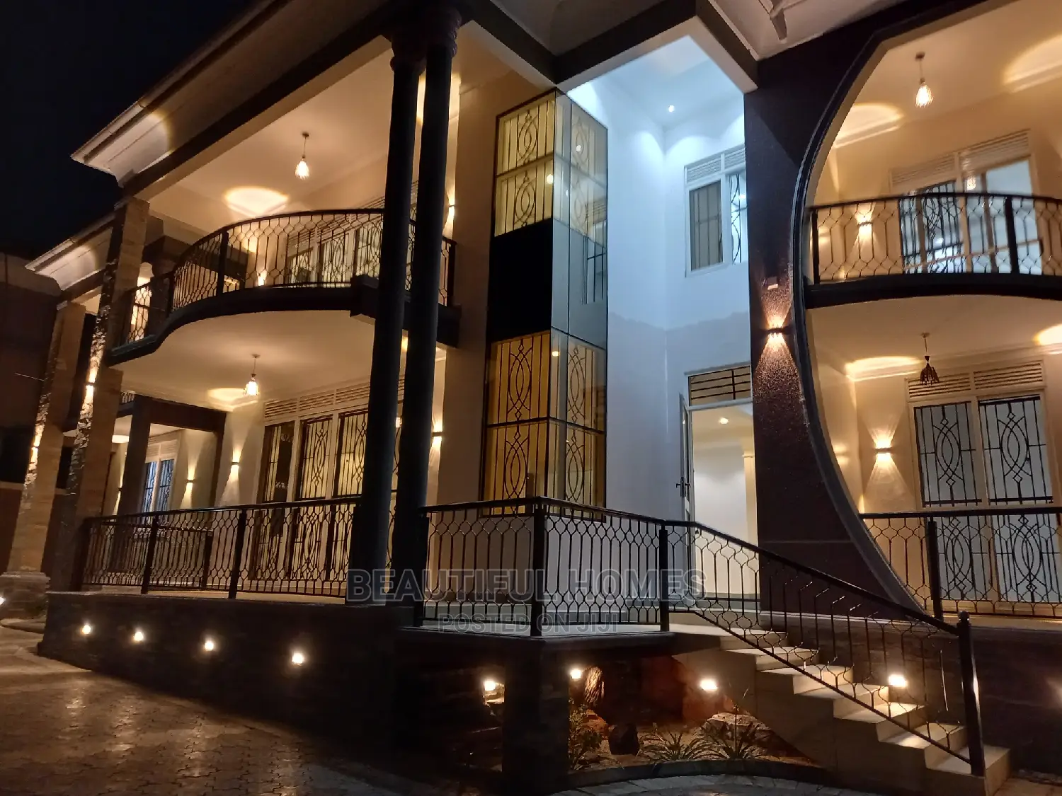 Furnished 6bdrm Duplex in Kira for sale in Kira