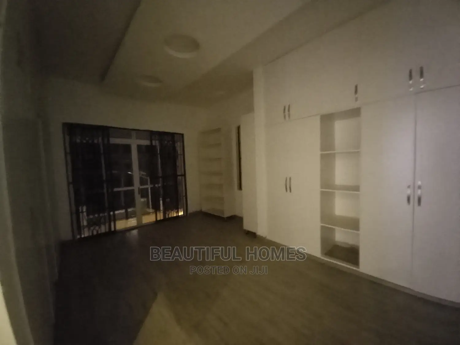 Furnished 6bdrm House in Kira for sale in Kira