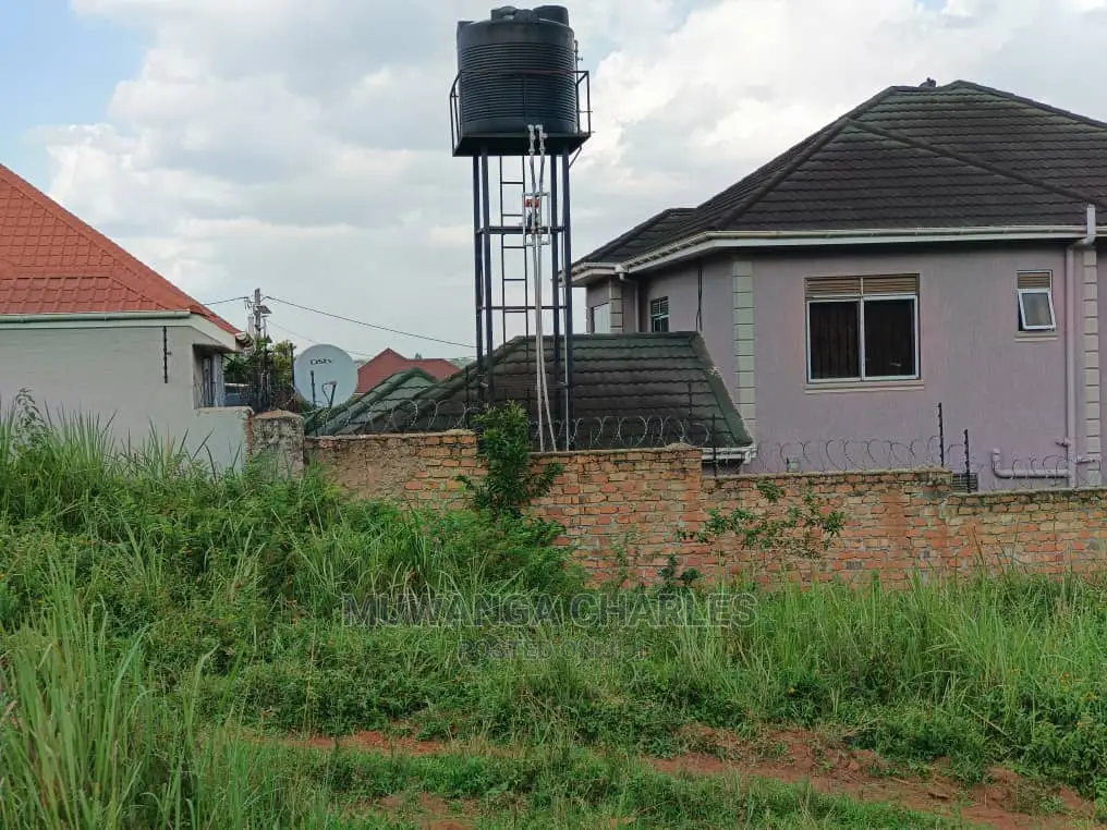 Plot's in Kungu on Quick Sale in Central Division