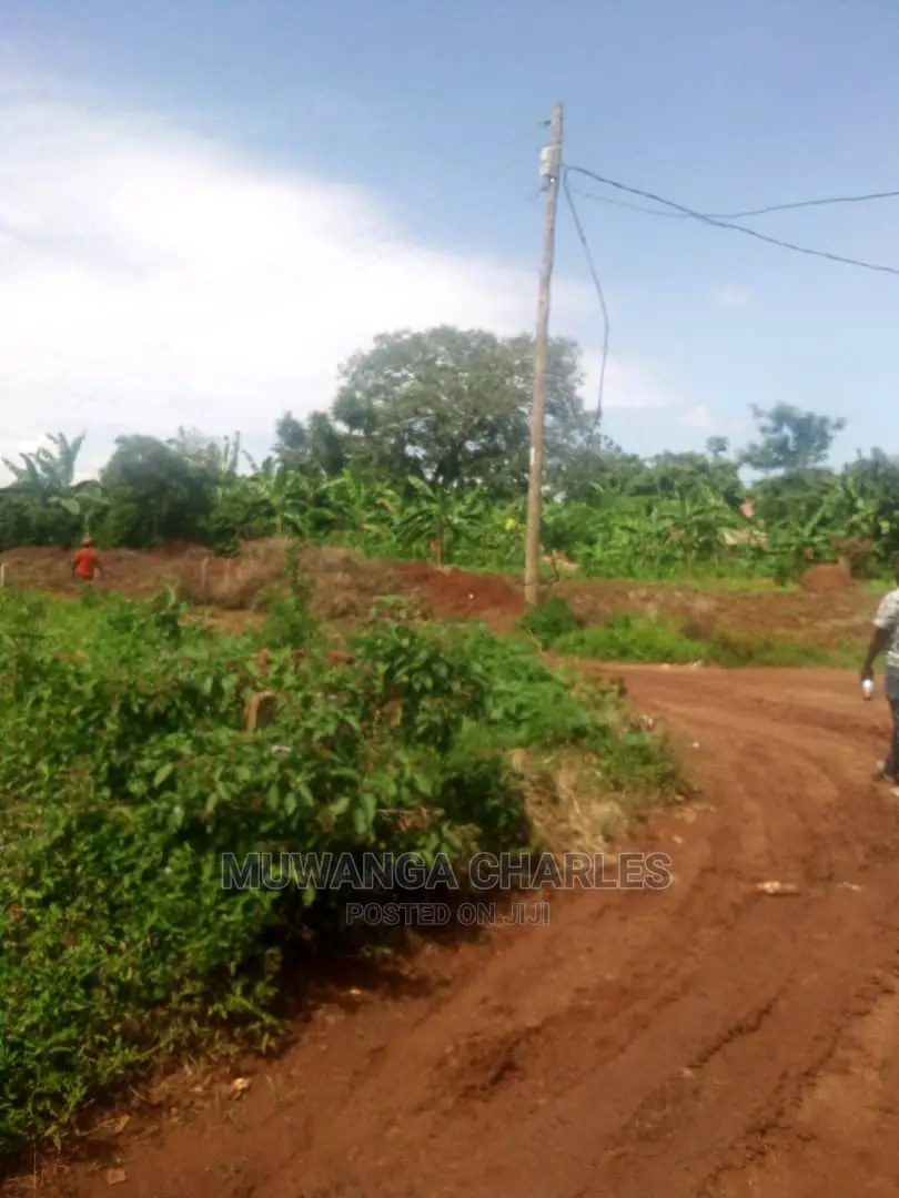 Plot's in Gayaza Kijabijo on Quick Sale in Central Division