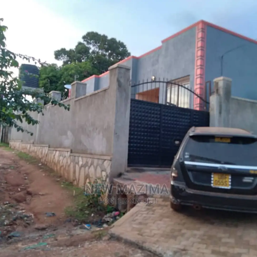 3bdrm House in Munyonyo Heights, Central Division for sale in Central Division