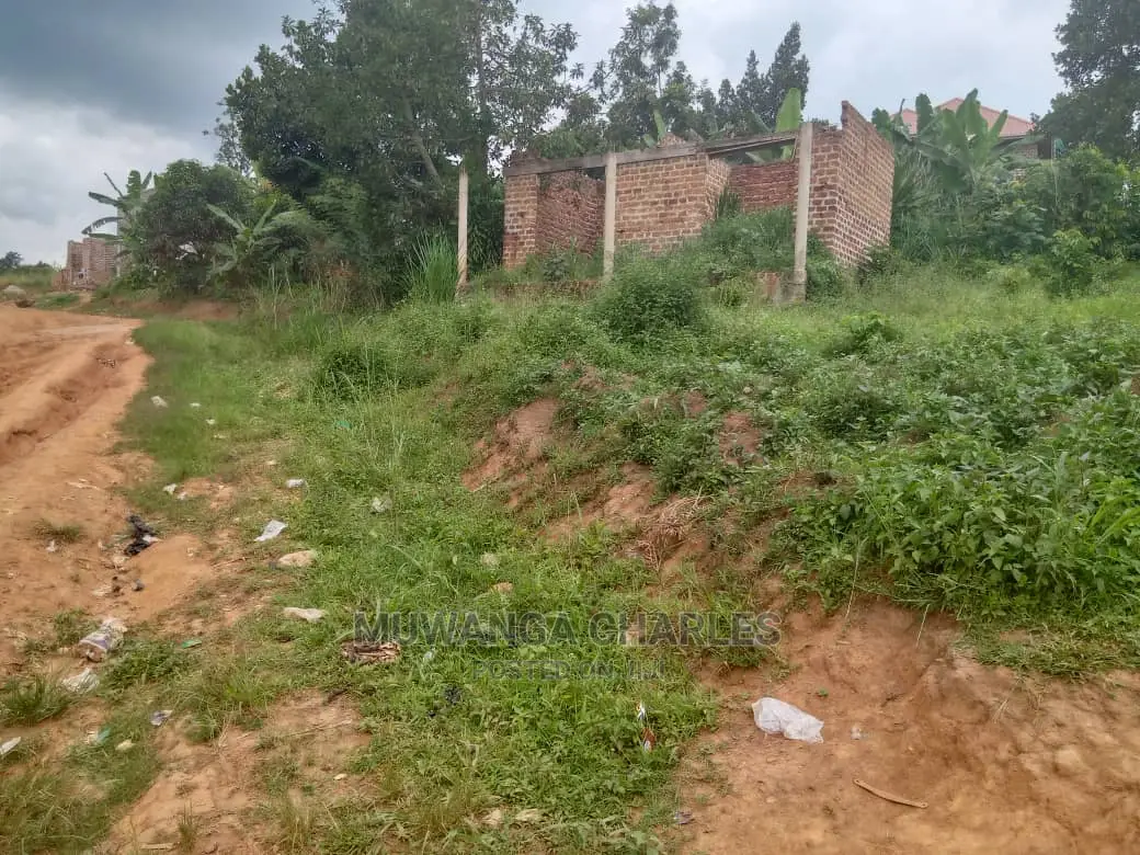 70acres of Land in Sanga Bumbale on Quick Sale in Central Division