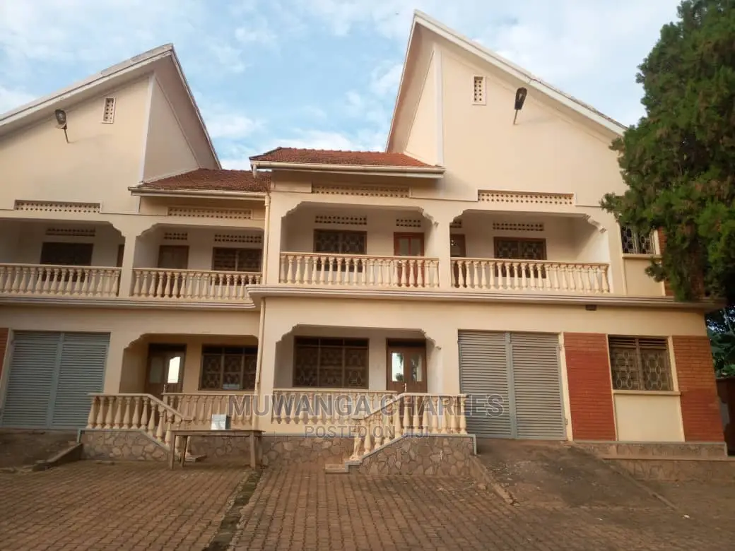 5bdrm Duplex in Fs Properties Ltd, Central Division for rent in Central Division