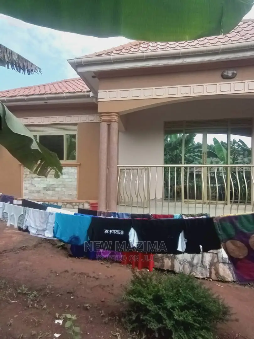 3bdrm Bungalow in Bulenga, Central Division for sale in Central Division