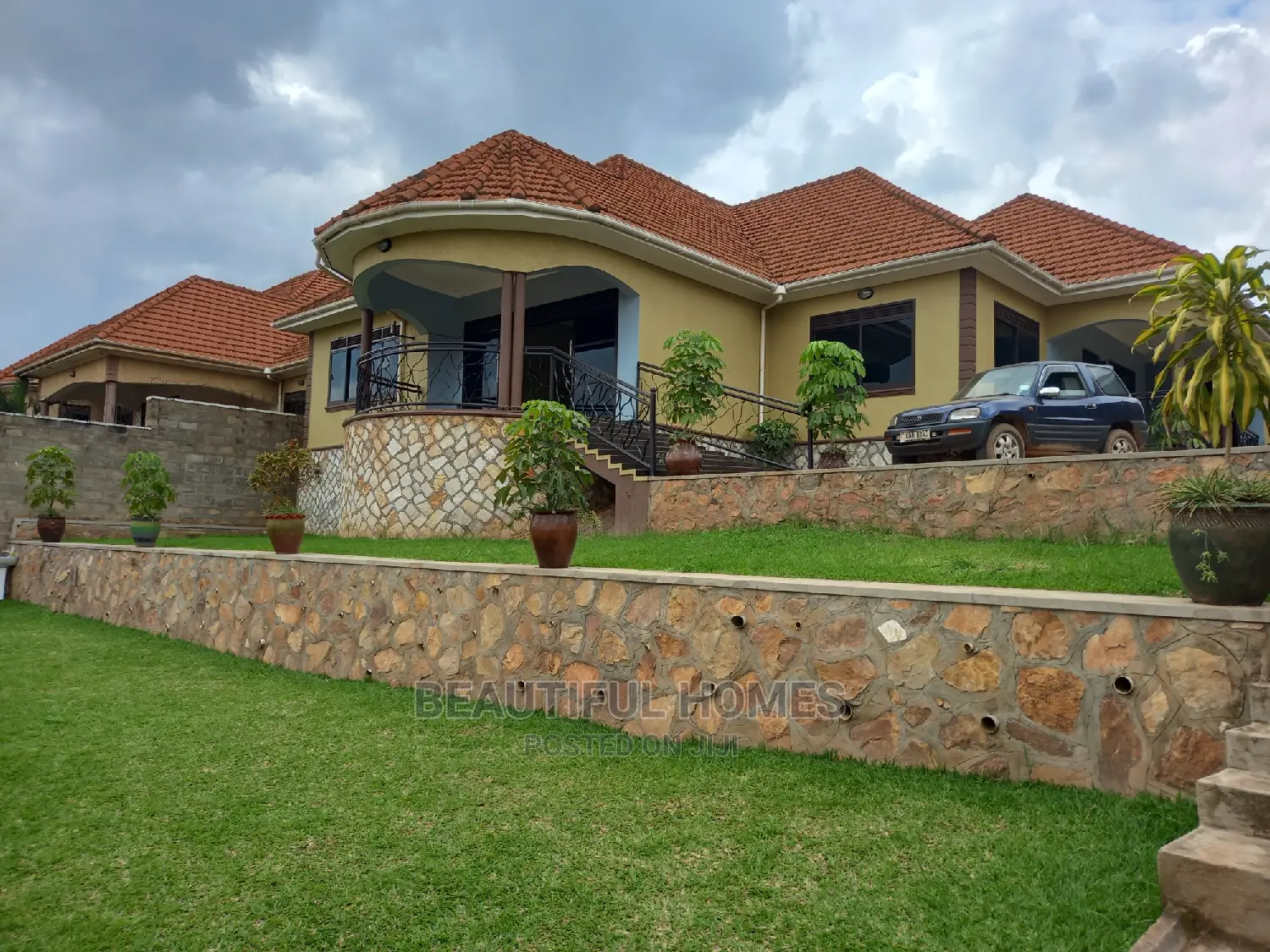 Furnished 4bdrm Bungalow in Kyaliwajjara, Central Division for sale in Central Division