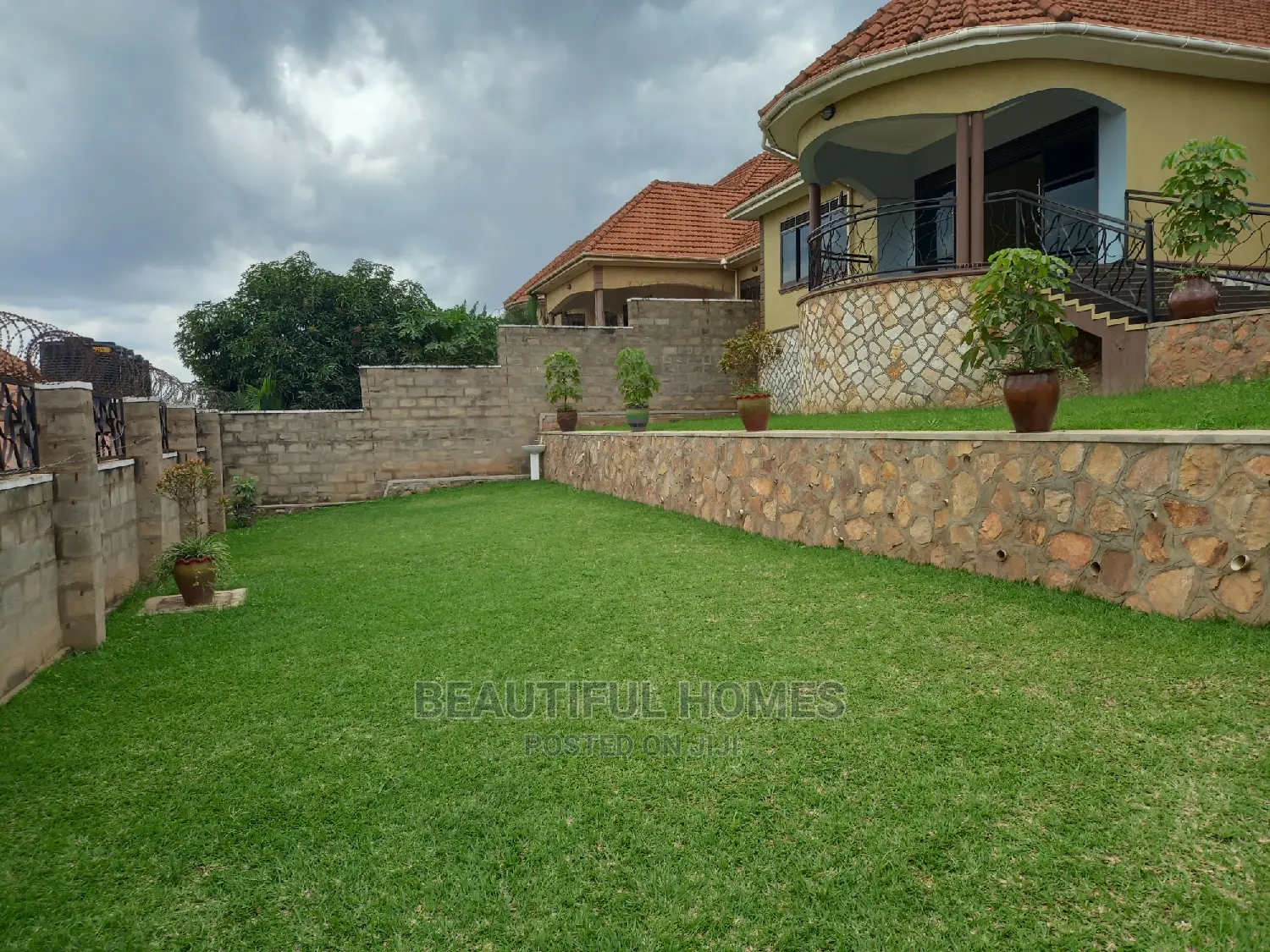 Furnished 4bdrm Bungalow in Kyaliwajjara, Central Division for sale in Central Division