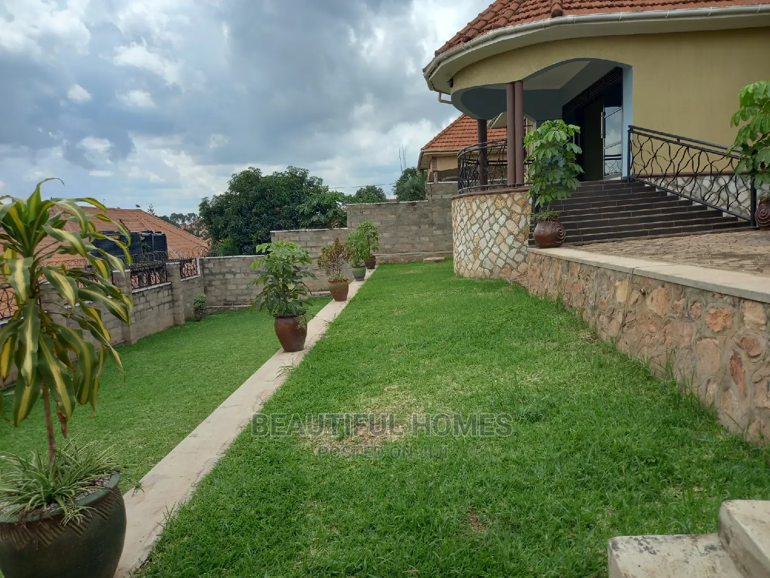Furnished 4bdrm House in Kyaliwajjara, Central Division for sale in Central Division