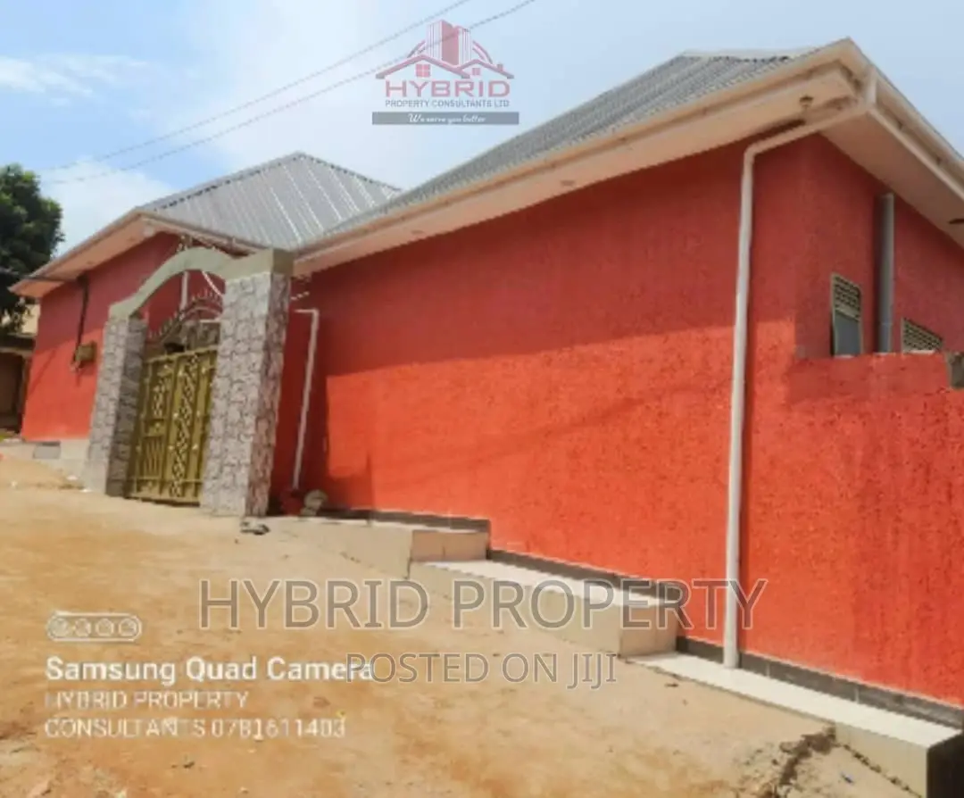 10bdrm Apartment in Kasubi~Kawaala Along, Rubaga for sale in Rubaga