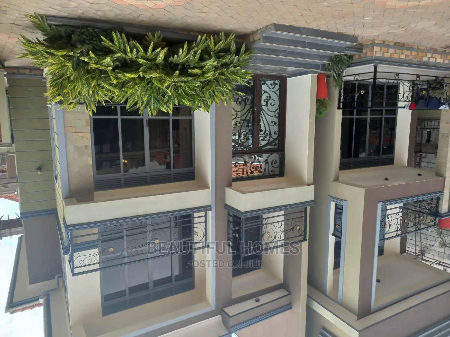 Furnished 5bdrm Duplex in Kyanja Gated Estate, Nakawa for sale in Nakawa