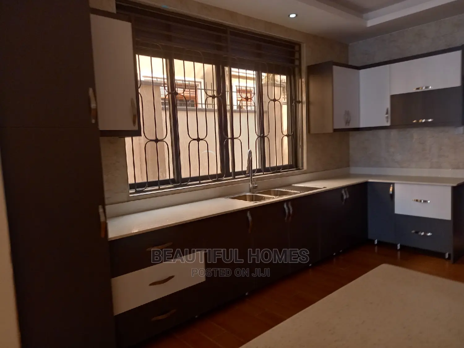 Furnished 6bdrm Mansion in Munyonyo Wealthy, Makindye for sale in Makindye