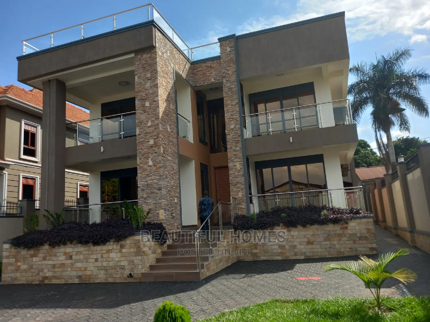 Furnished 6bdrm Mansion in Munyonyo Wealthy, Makindye for sale in Makindye