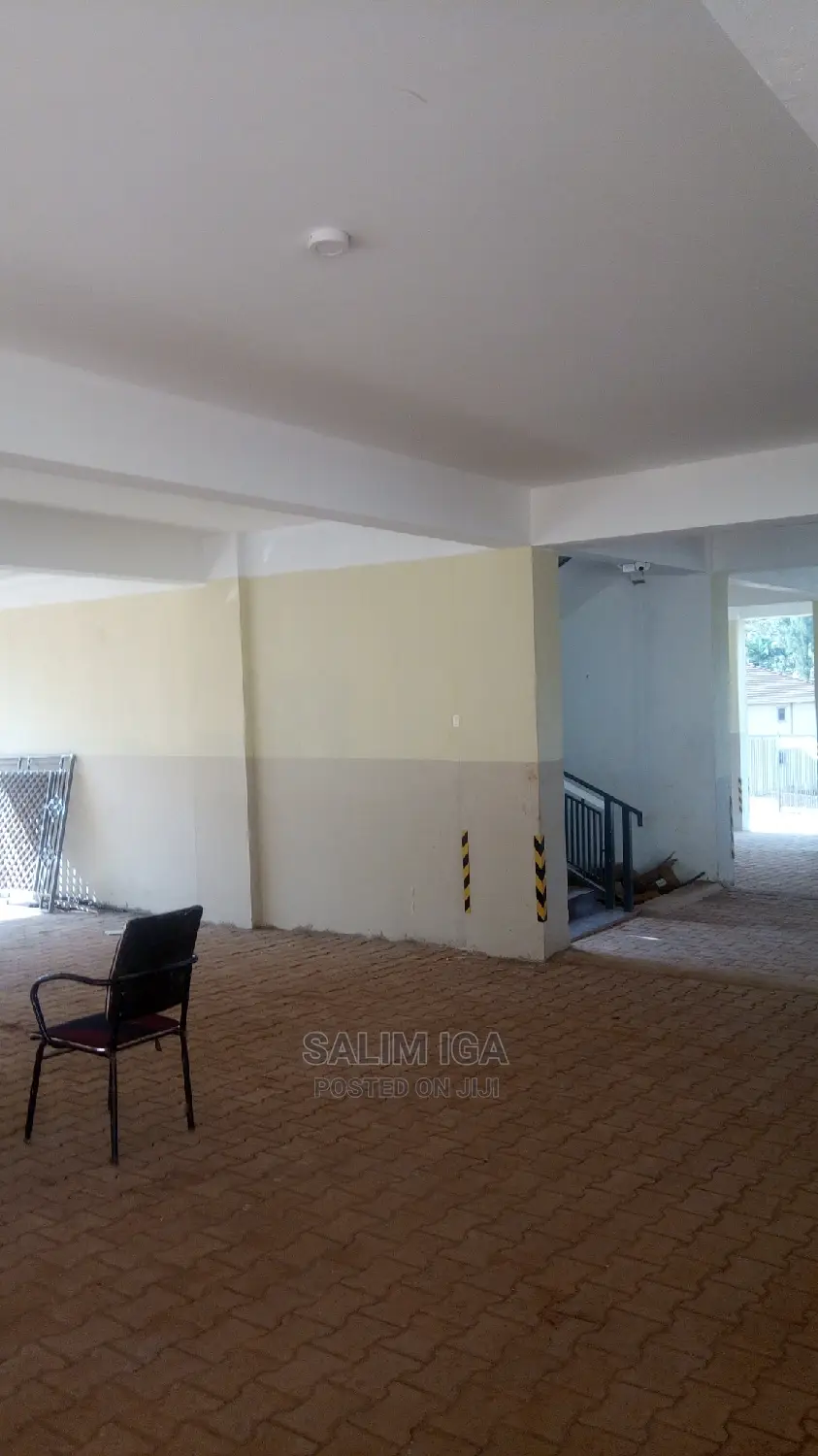 Furnished 3bdrm Block of Flats in Kololo Property, Central Division in Central Division