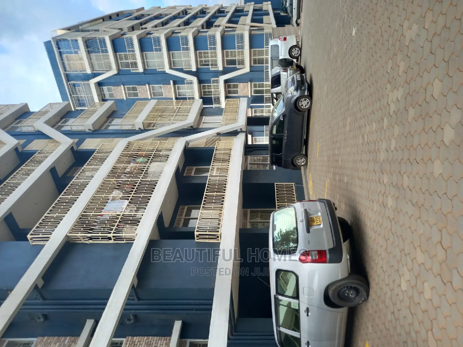 Furnished 2bdrm Condo in Kyaliwajjara, Central Division for sale in Central Division