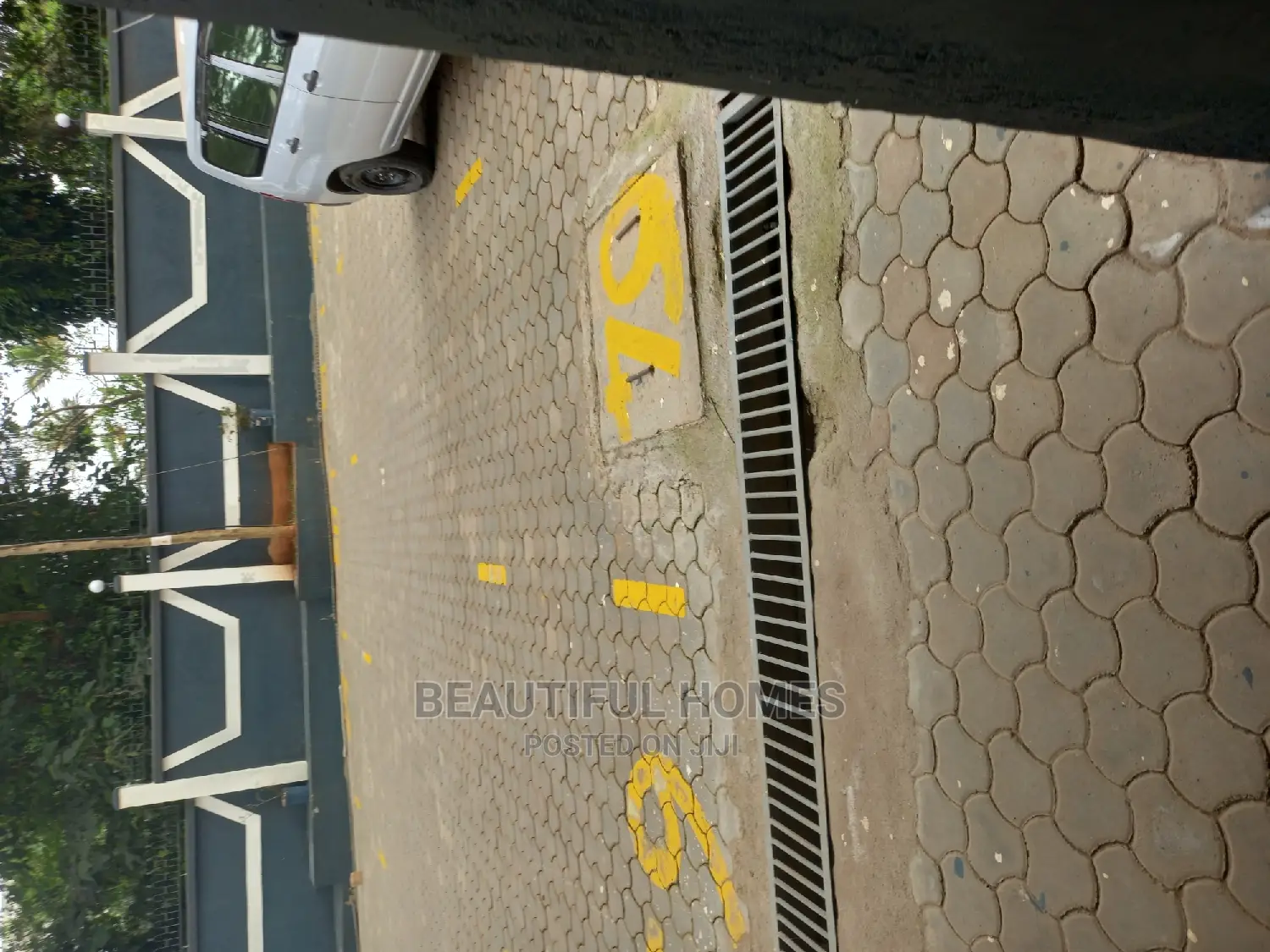 Furnished 2bdrm Condo in Kyaliwajjara All, Central Division for sale in Central Division