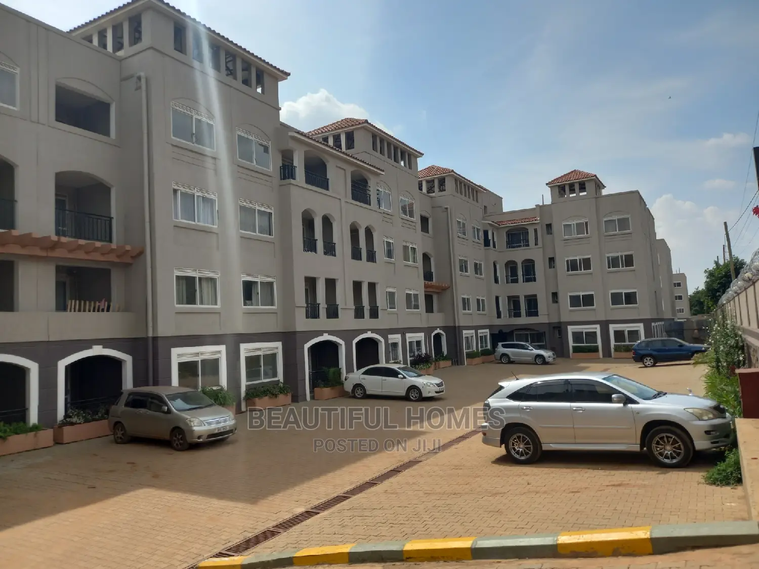 Furnished 3bdrm Condo in Naalya Corporate, Central Division for sale in Central Division