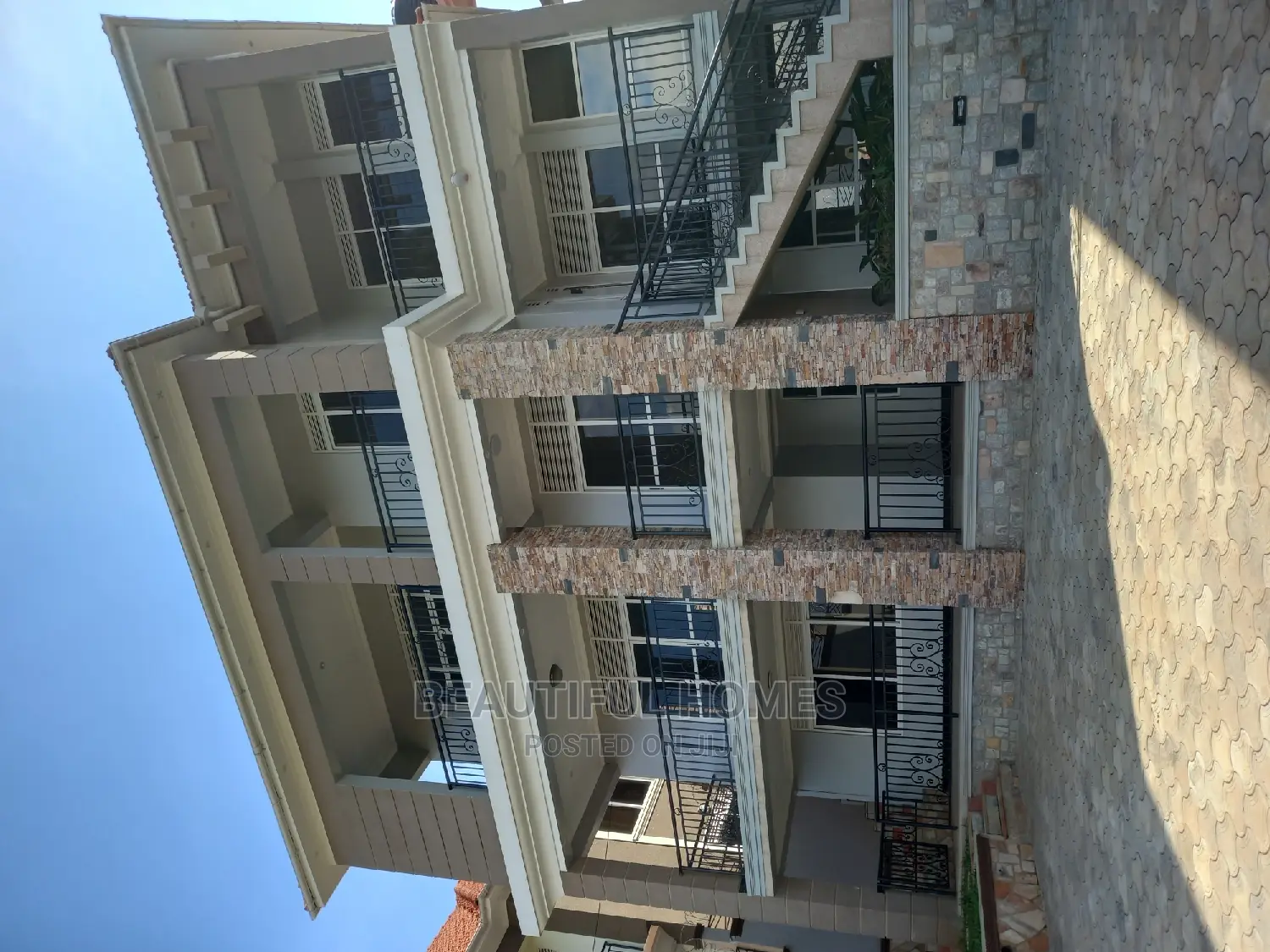 Furnished 6bdrm House in Kigo Lake View, Central Division for sale in Central Division