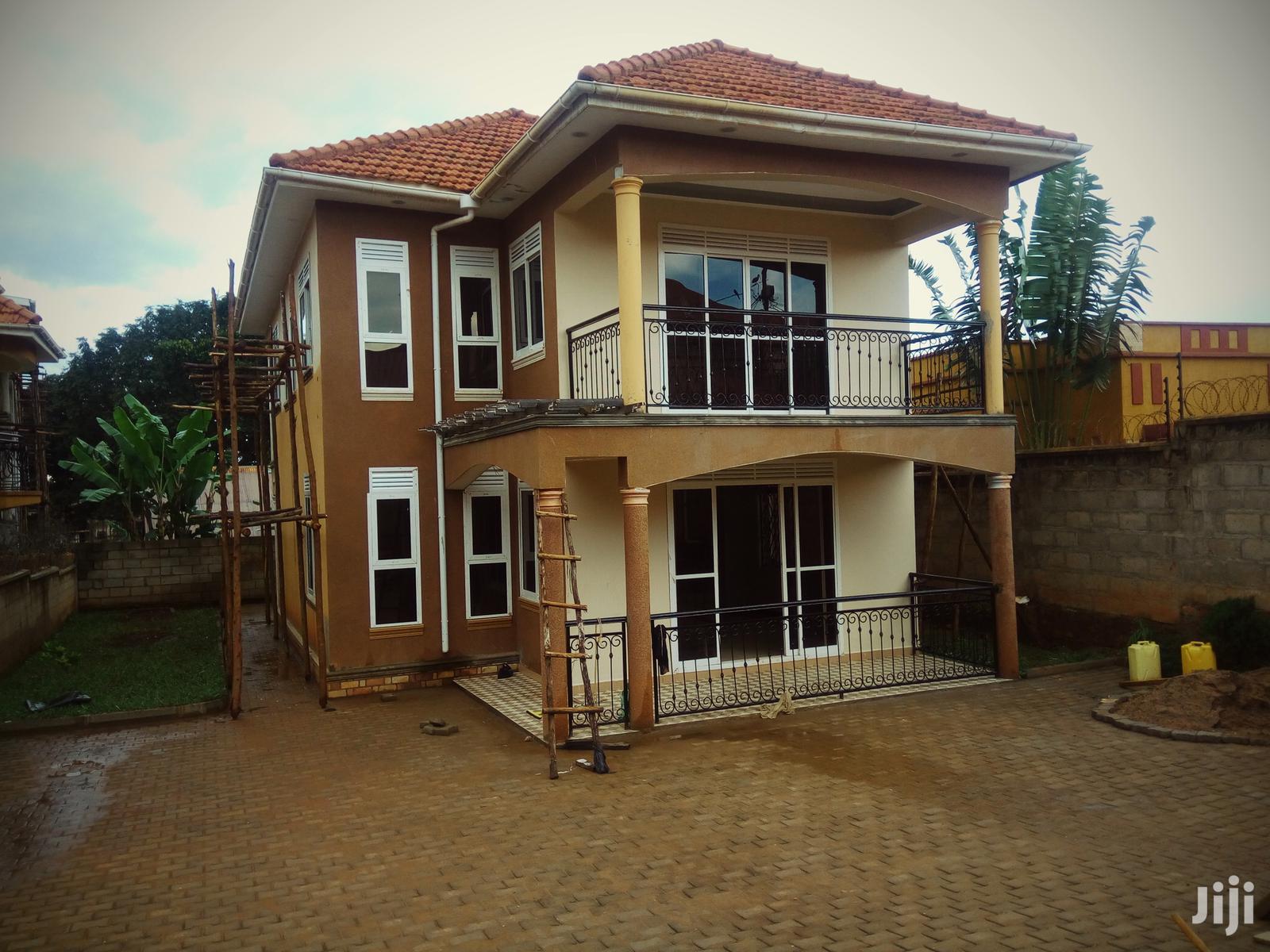 Kyariwajara Nalya Road Diplomat Home on Sell in Kampala