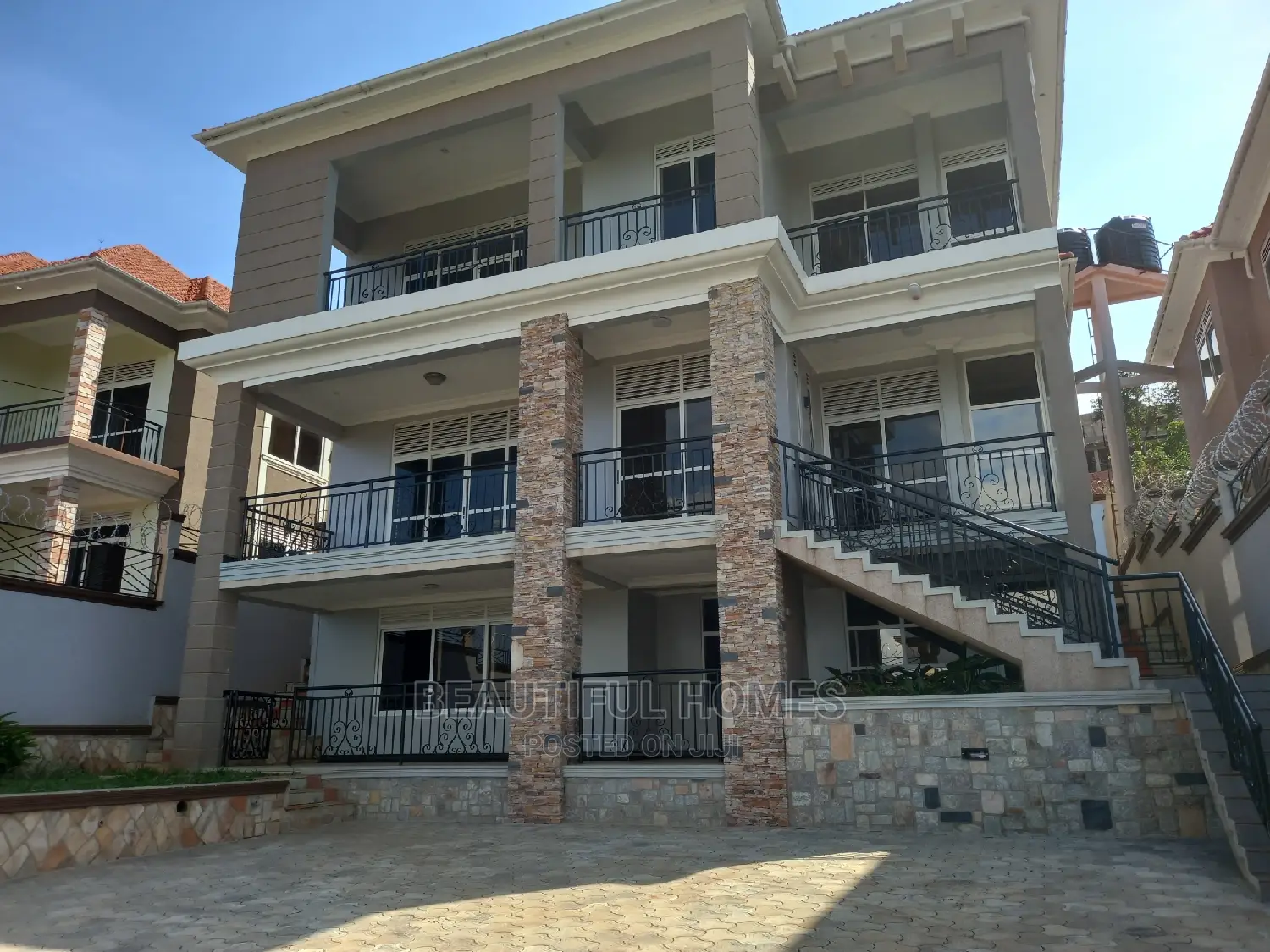 Furnished 6bdrm Mansion in Lake View, Central Division for sale in Central Division
