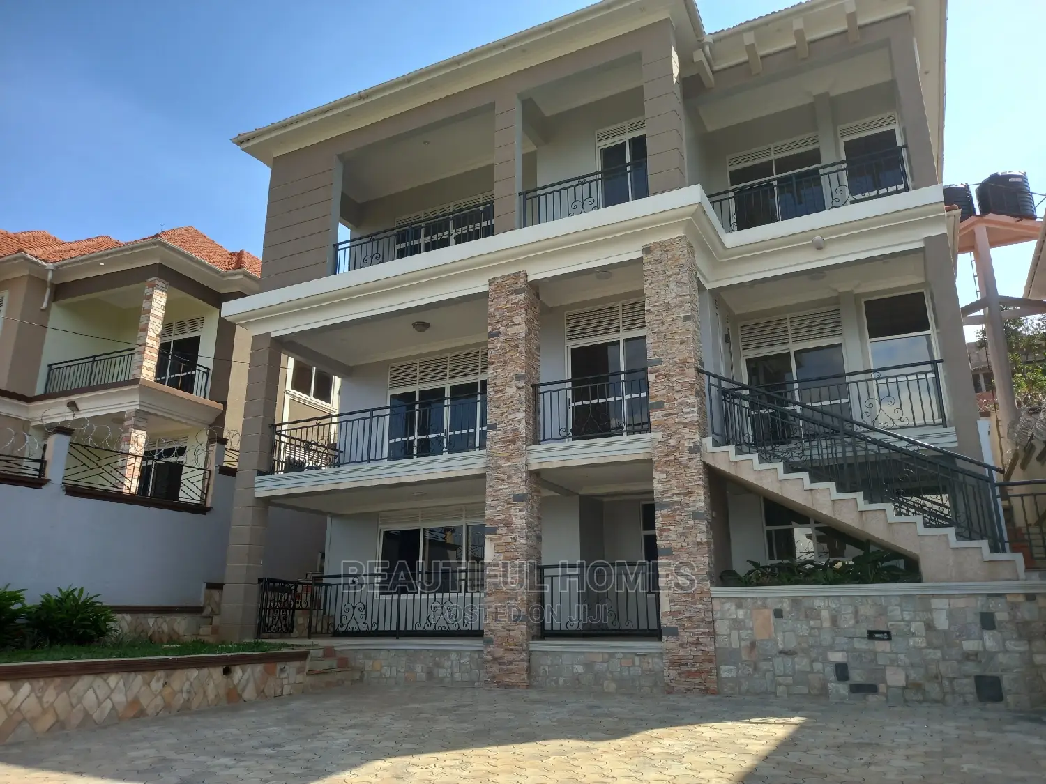 Furnished 6bdrm Mansion in Lake View, Central Division for sale in Central Division