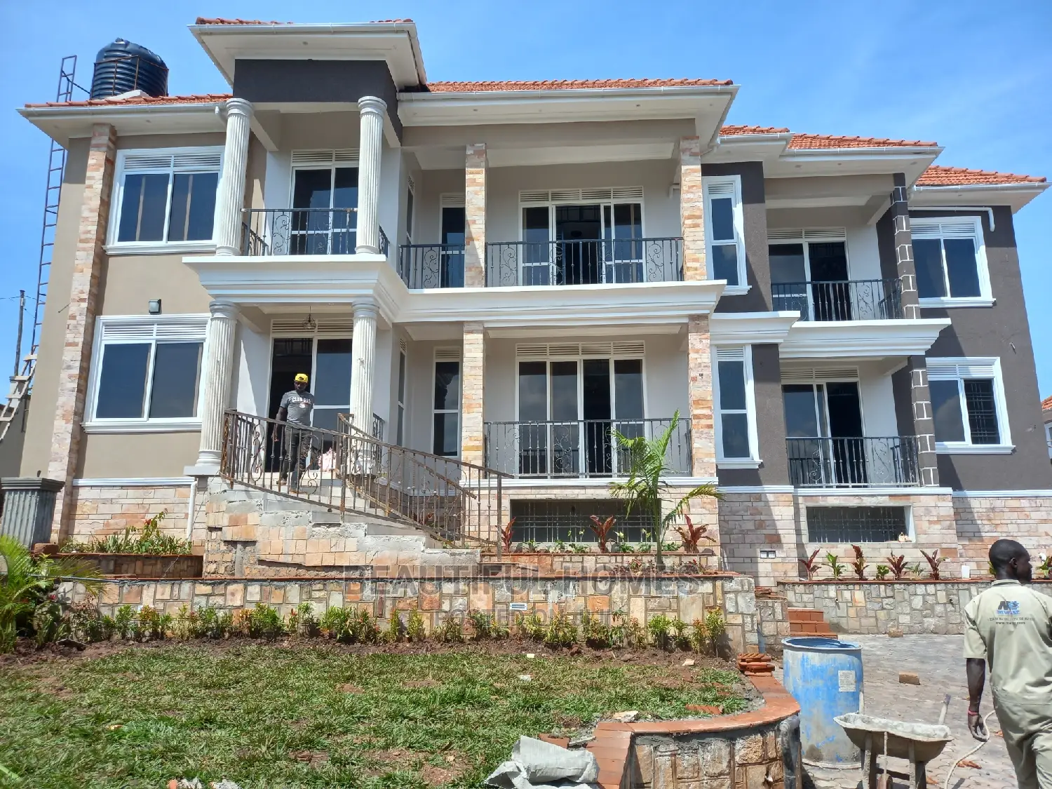 Furnished 6bdrm Mansion in Kigo Munyonyo, Central Division for sale in Central Division